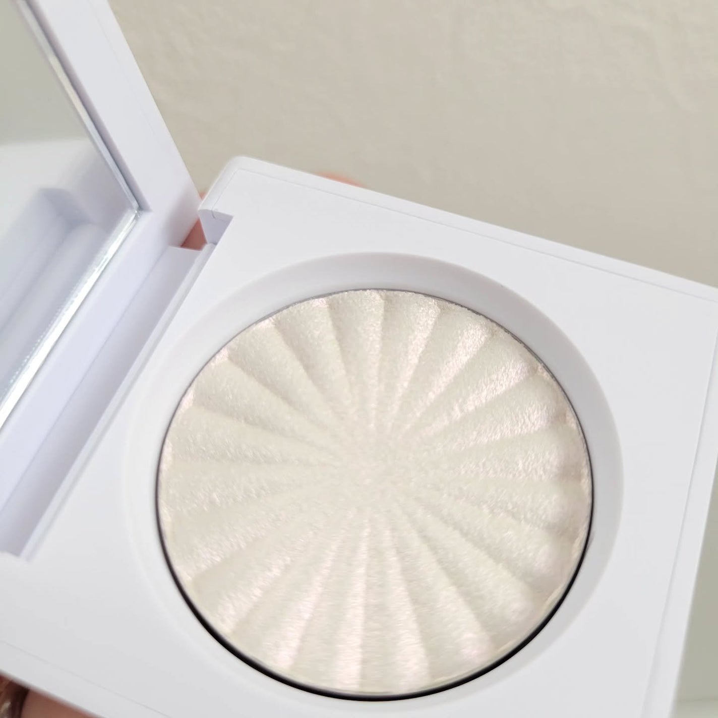 harumama.1117 on LIPS 「@ofracosmetics_japanOFRAMiniHig..」(2枚目)