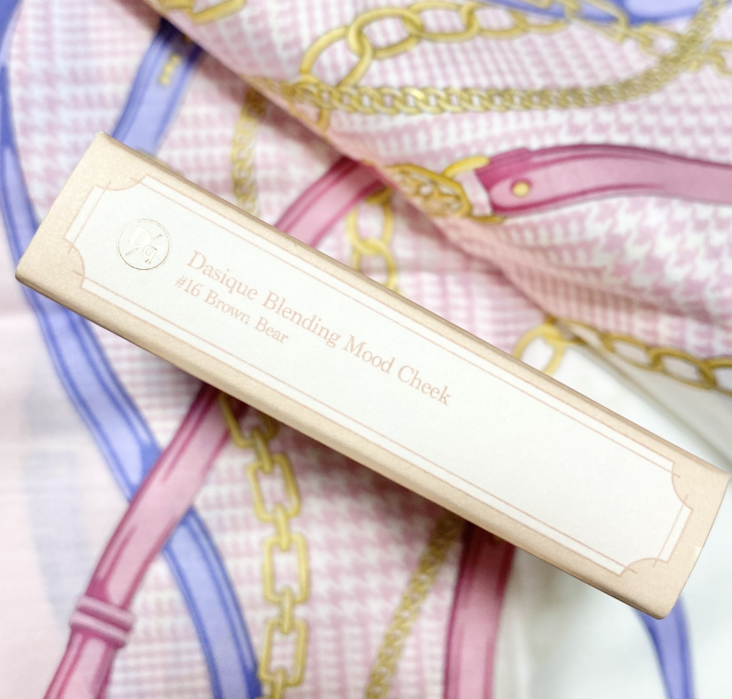 ブレンディングムードチーク 16 ブラウンベア/dasique/パウダーチークを使ったクチコミ（2枚目）