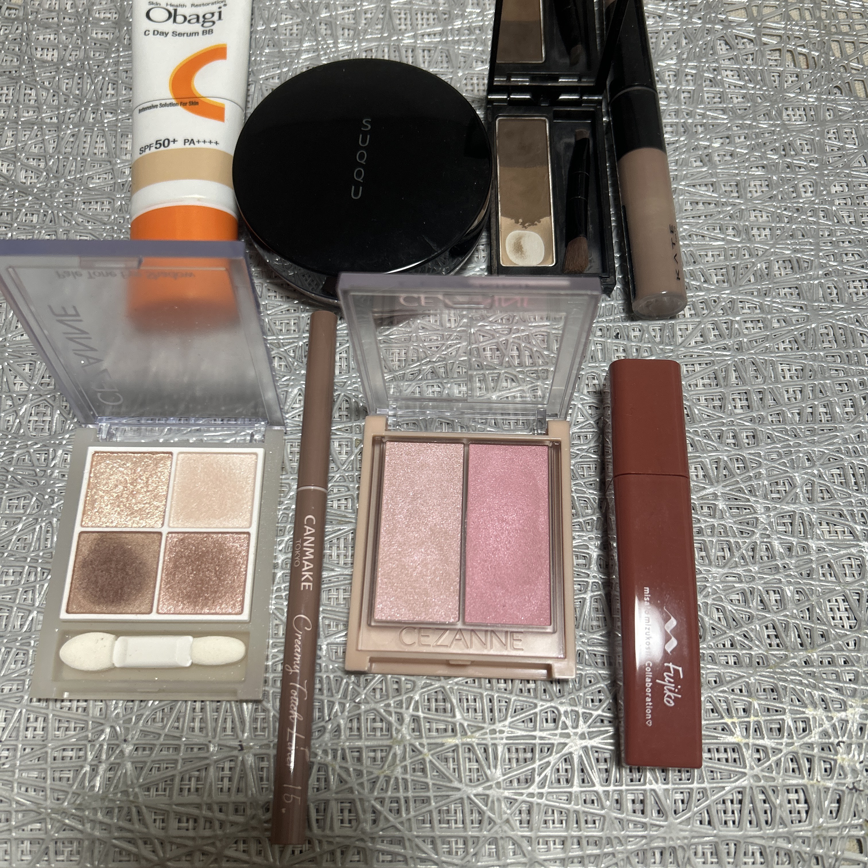 オイル リッチ グロウ ルース パウダー/SUQQU/ルースパウダーを使ったクチコミ（2枚目）