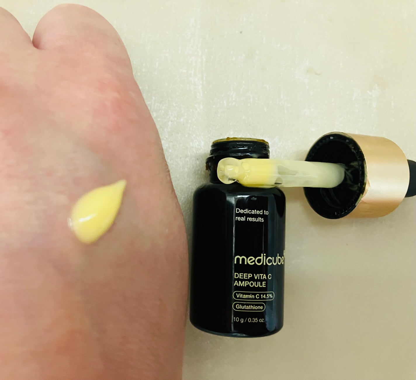 ディープビタCアンプル2.0/MEDICUBE/美容液を使ったクチコミ(2枚目)