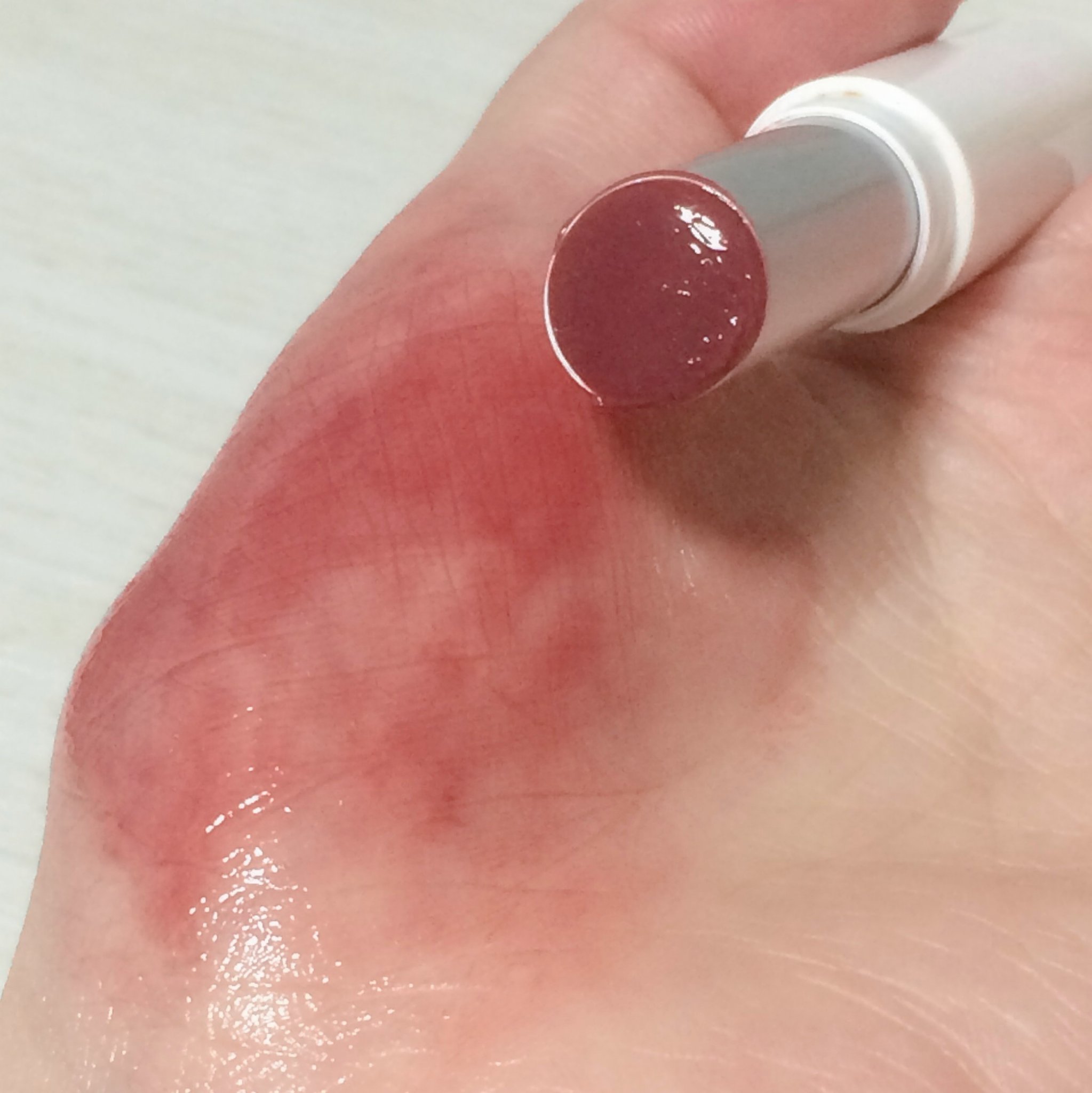 グラスティングメルティングバーム/rom&nd/リップバームを使ったクチコミ（2枚目）