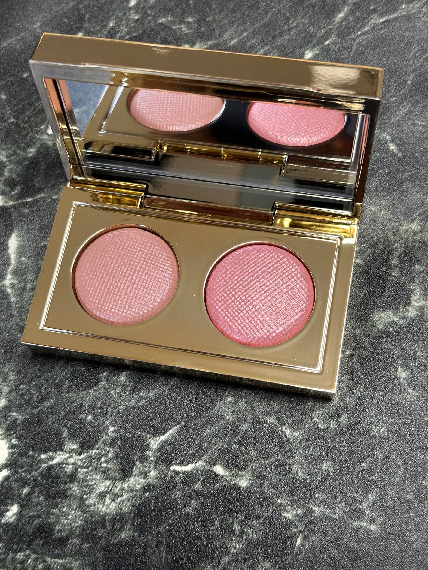 リュクス アイシャドウ デュオ/BOBBI BROWN/アイシャドウパレットを使ったクチコミ(4枚目)