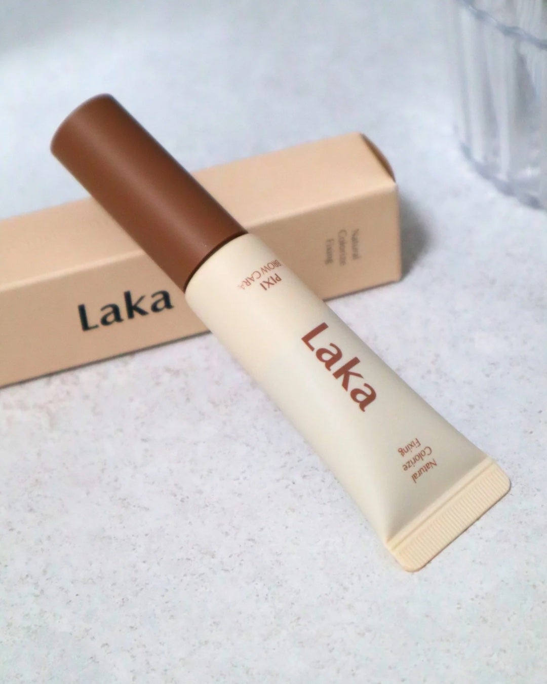 ラカ ピクシーブロウカラ/Laka/眉マスカラを使ったクチコミ(2枚目)