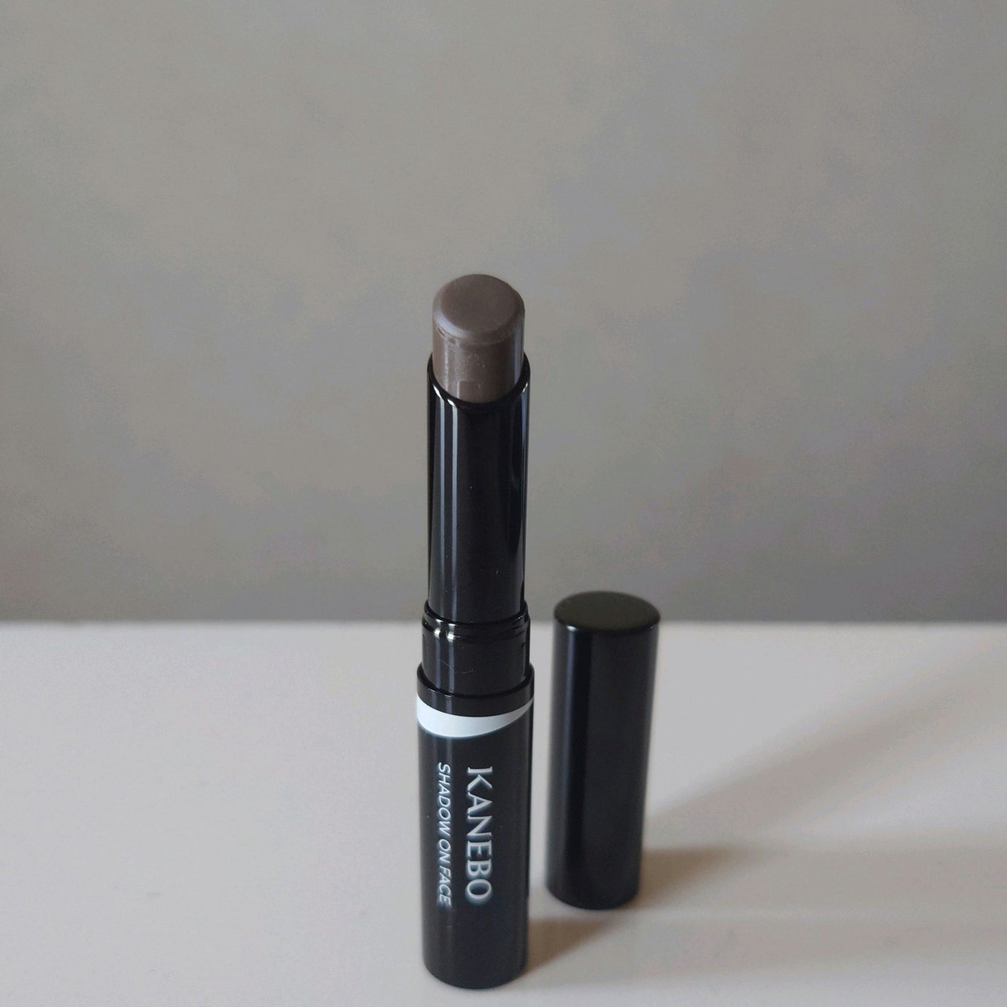 シャドウオンフェース/KANEBO/シェーディングを使ったクチコミ(1枚目)