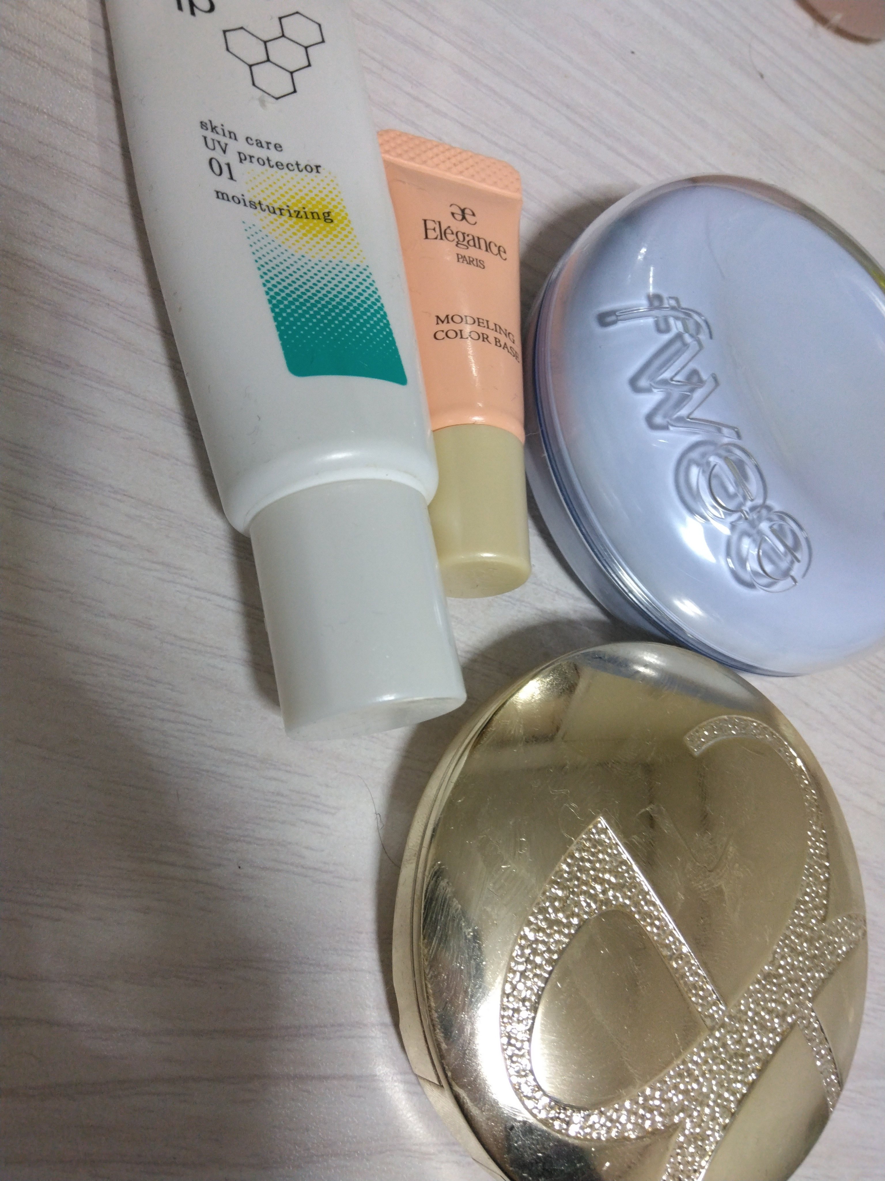 エレガンス モデリング カラーベース OR200/Elégance/化粧下地を使ったクチコミ（1枚目）