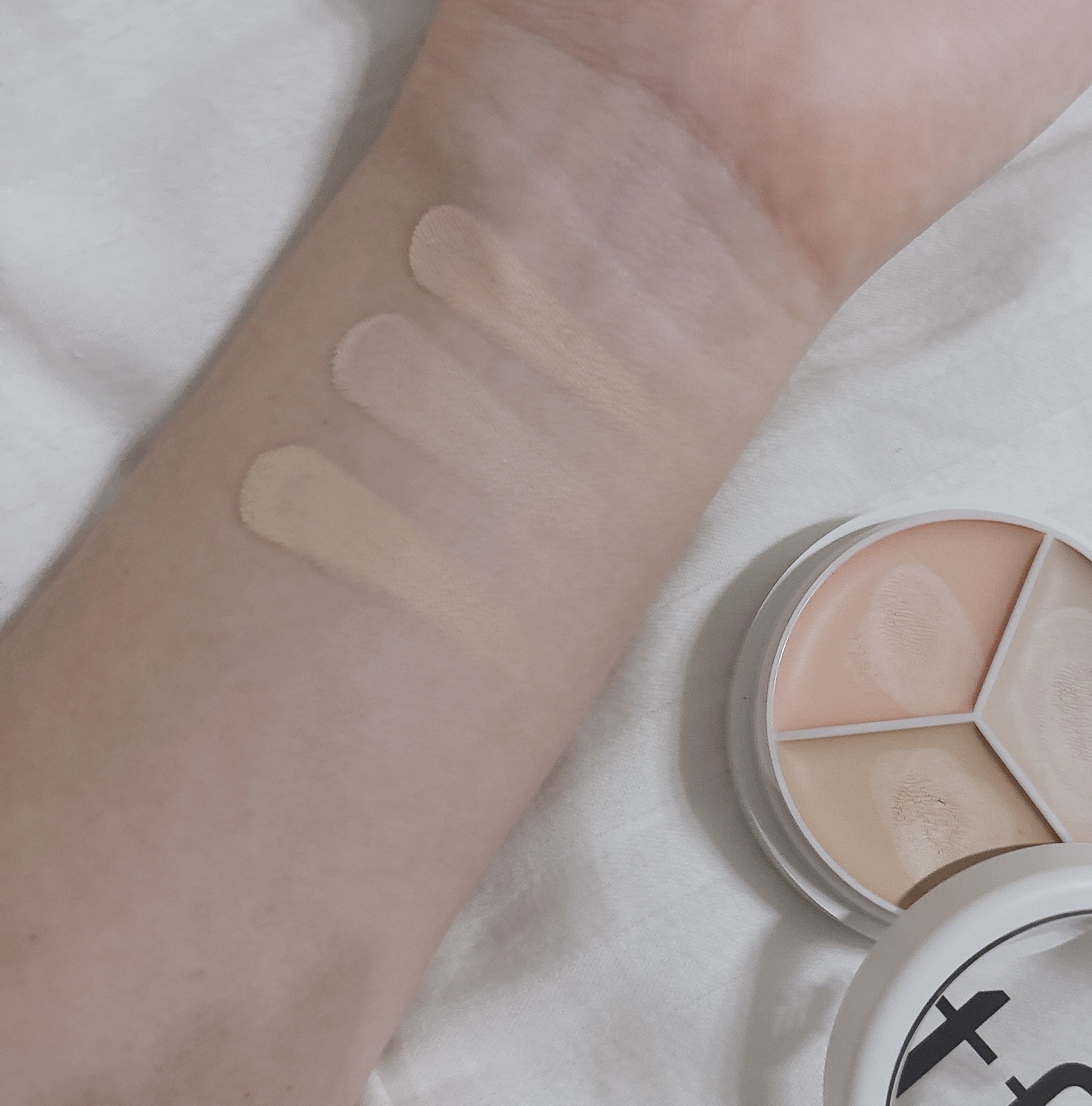 カバーアッププロコンシーラー/TFIT/パレットコンシーラーを使ったクチコミ（2枚目）