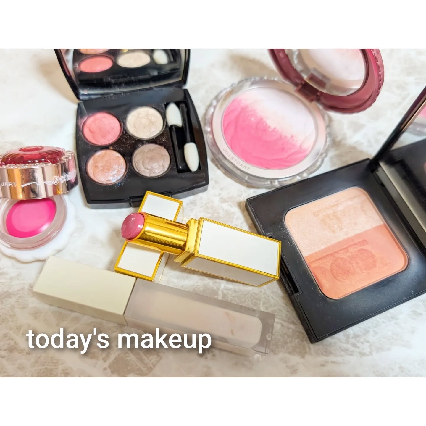 レ キャトル オンブル/CHANEL/アイシャドウパレットを使ったクチコミ（1枚目）