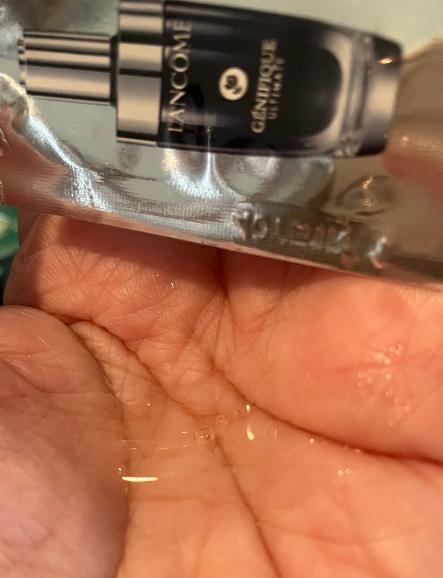 ジェニフィック アルティメ セラム/LANCOME/美容液を使ったクチコミ(2枚目)