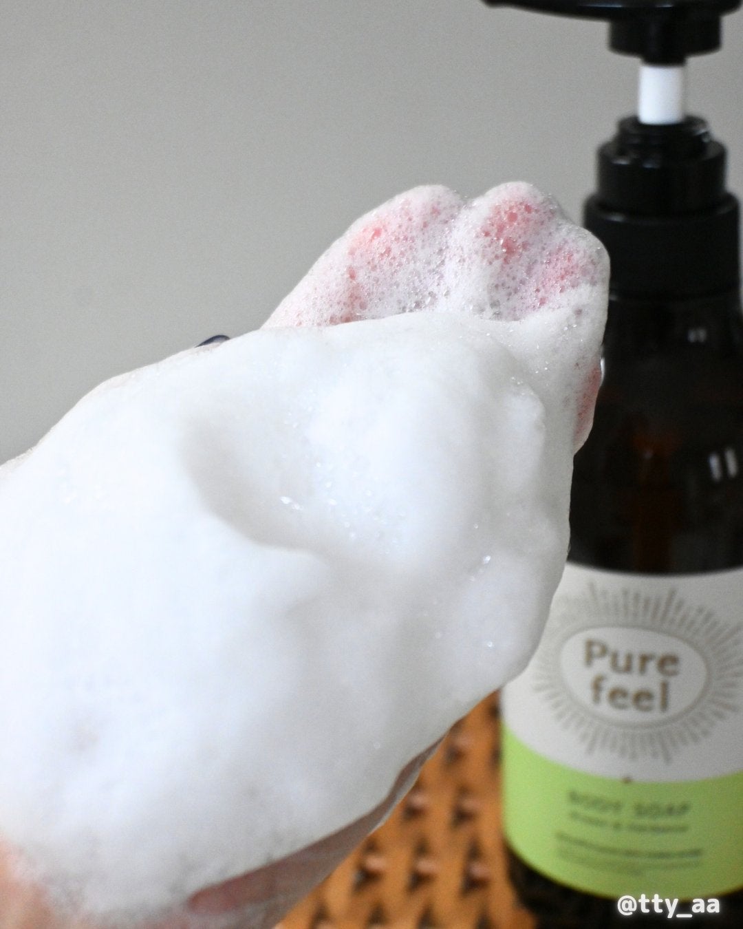 Purefeel ボディソープ グリーン&ヴァーベナの香り/Purefeel/ボディソープを使ったクチコミ(3枚目)