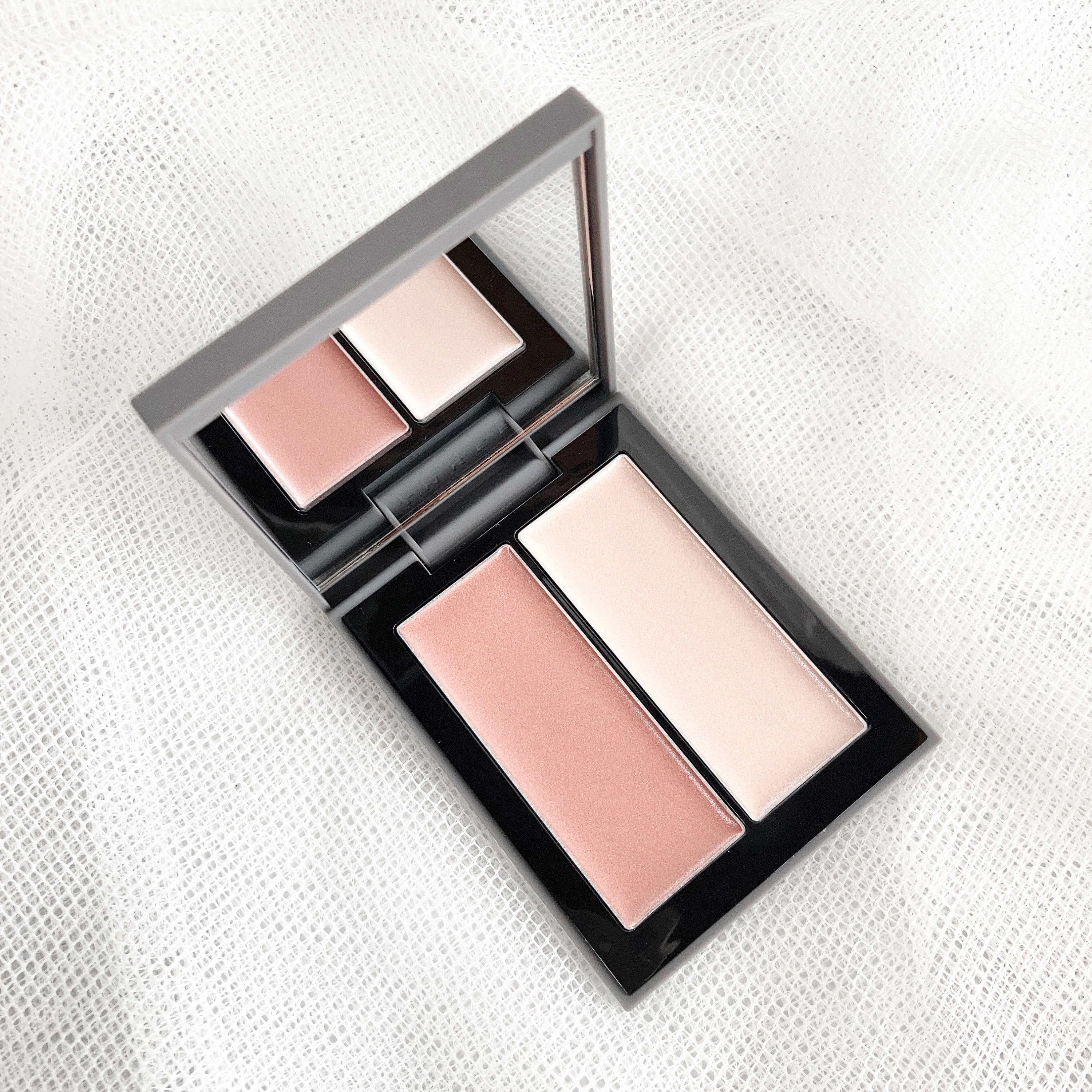 THREE シマリング グロー デュオ R/THREE/クリームハイライトを使ったクチコミ（1枚目）