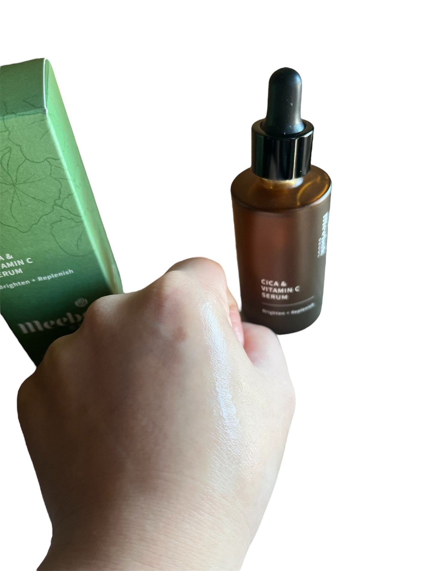 CICAビタミンCセラム/Meebak/美容液を使ったクチコミ(4枚目)