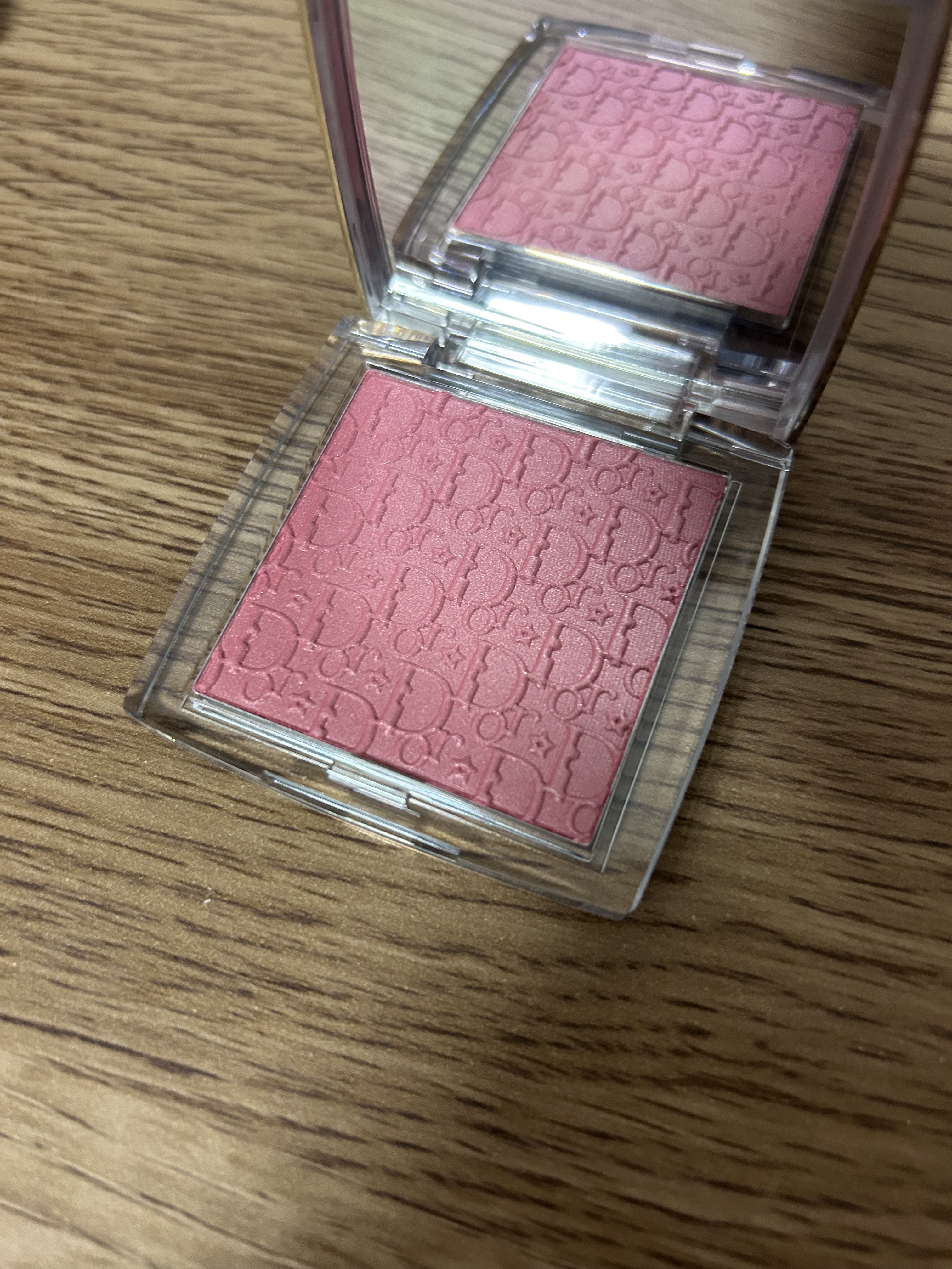 バックステージ ロージー グロウ/Dior/パウダーチークを使ったクチコミ（2枚目）