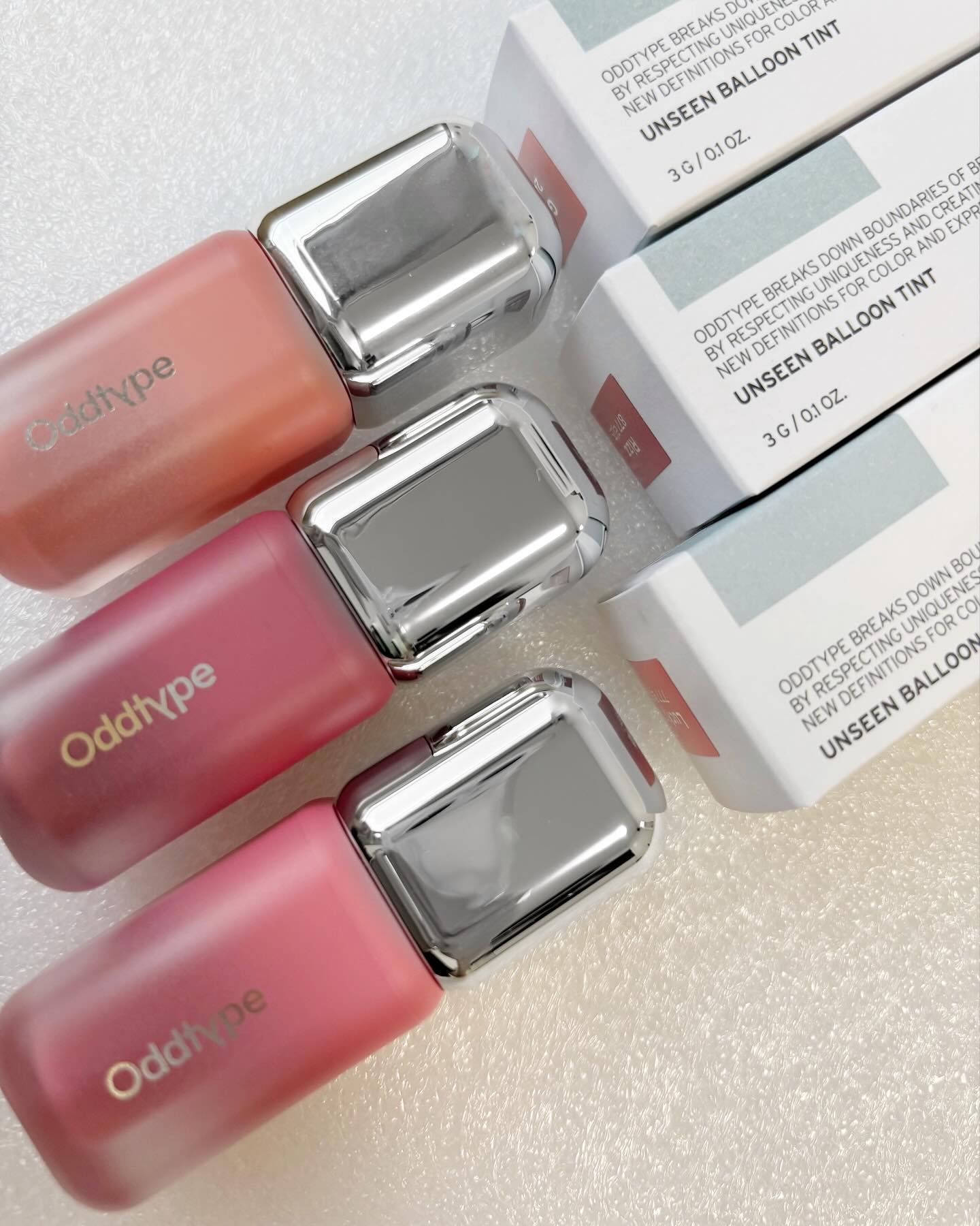 アンシーン バルーンティント 877 リズ/Oddtype/リップティントを使ったクチコミ（2枚目）