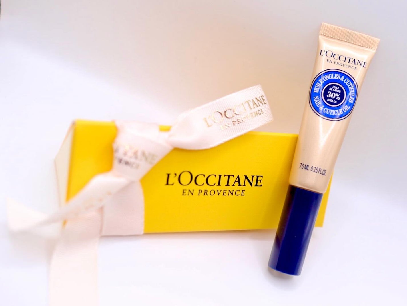 いち on LIPS 「ロクシタンの「シアネイルオイル」をプレゼントで頂きました!ネイ..」(1枚目)