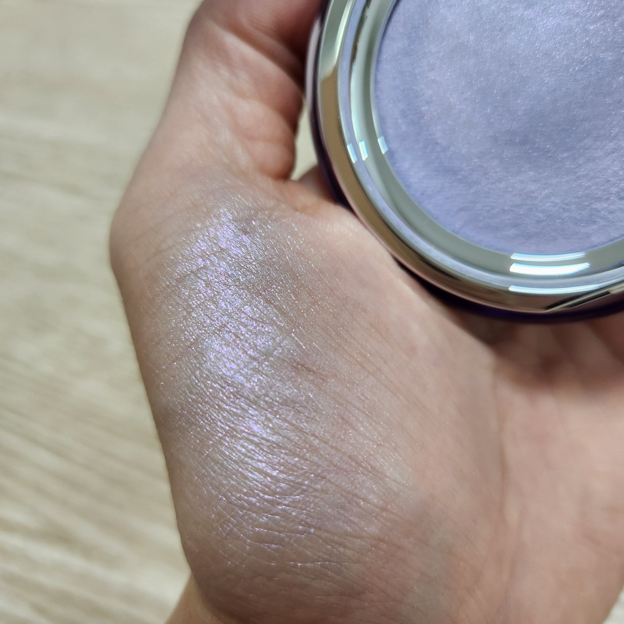 ノーウェアリップスティック バーミンググロー/espoir/口紅を使ったクチコミ（2枚目）