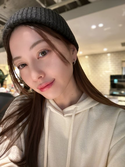 キスキス ビー グロウ オイル/GUERLAIN/リップグロスを使ったクチコミ(3枚目)