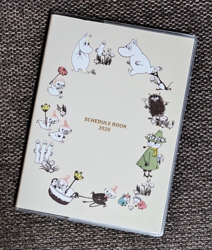 らいな🦁リムるならフォローしないで on LIPS 「来年度のシステム手帳ですここ数年はずっとムーミンですね(苦笑)..」(1枚目)