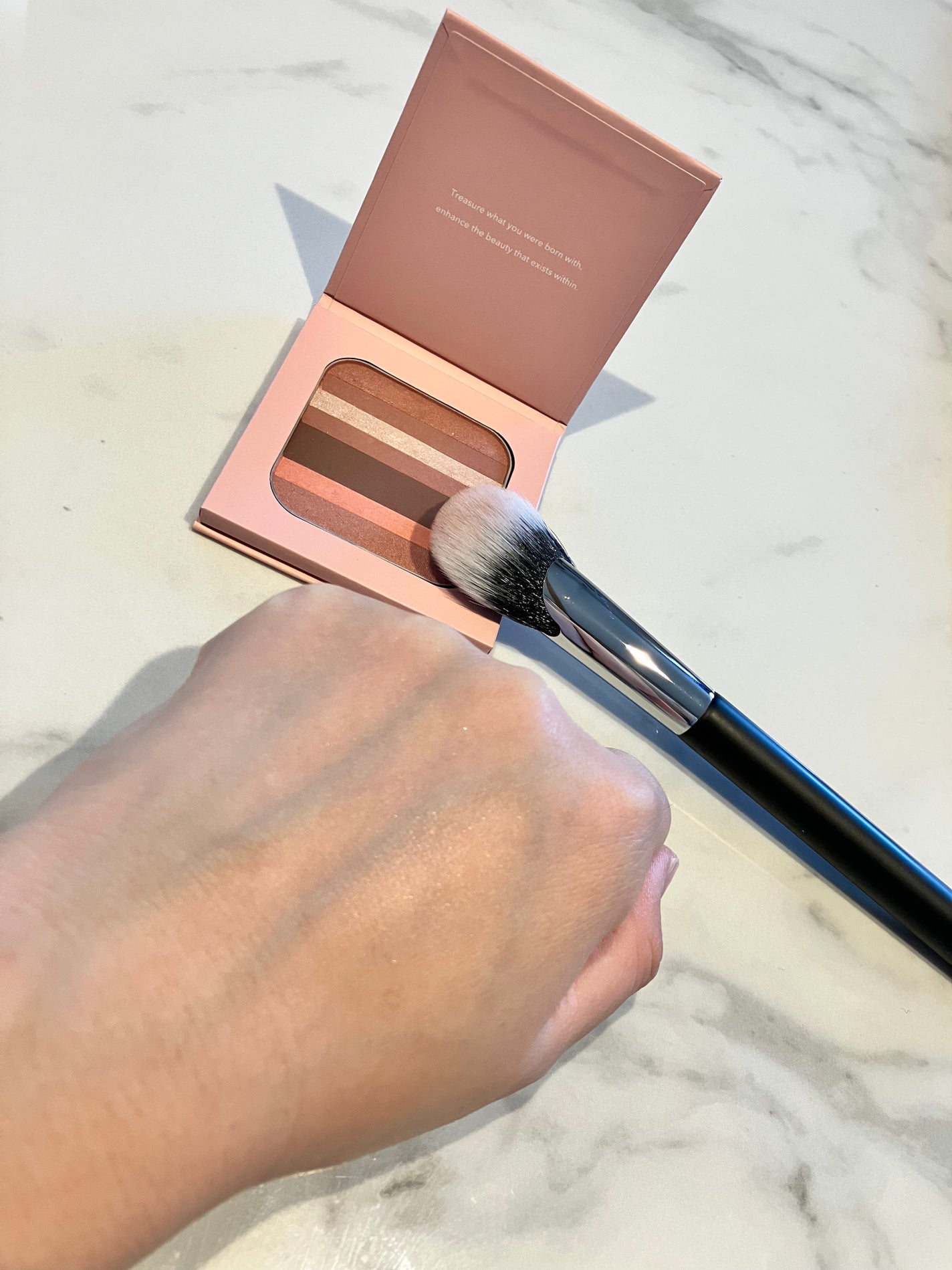 コントゥア デザイニング パウダー/ブリリアージュ/シェーディングを使ったクチコミ(4枚目)