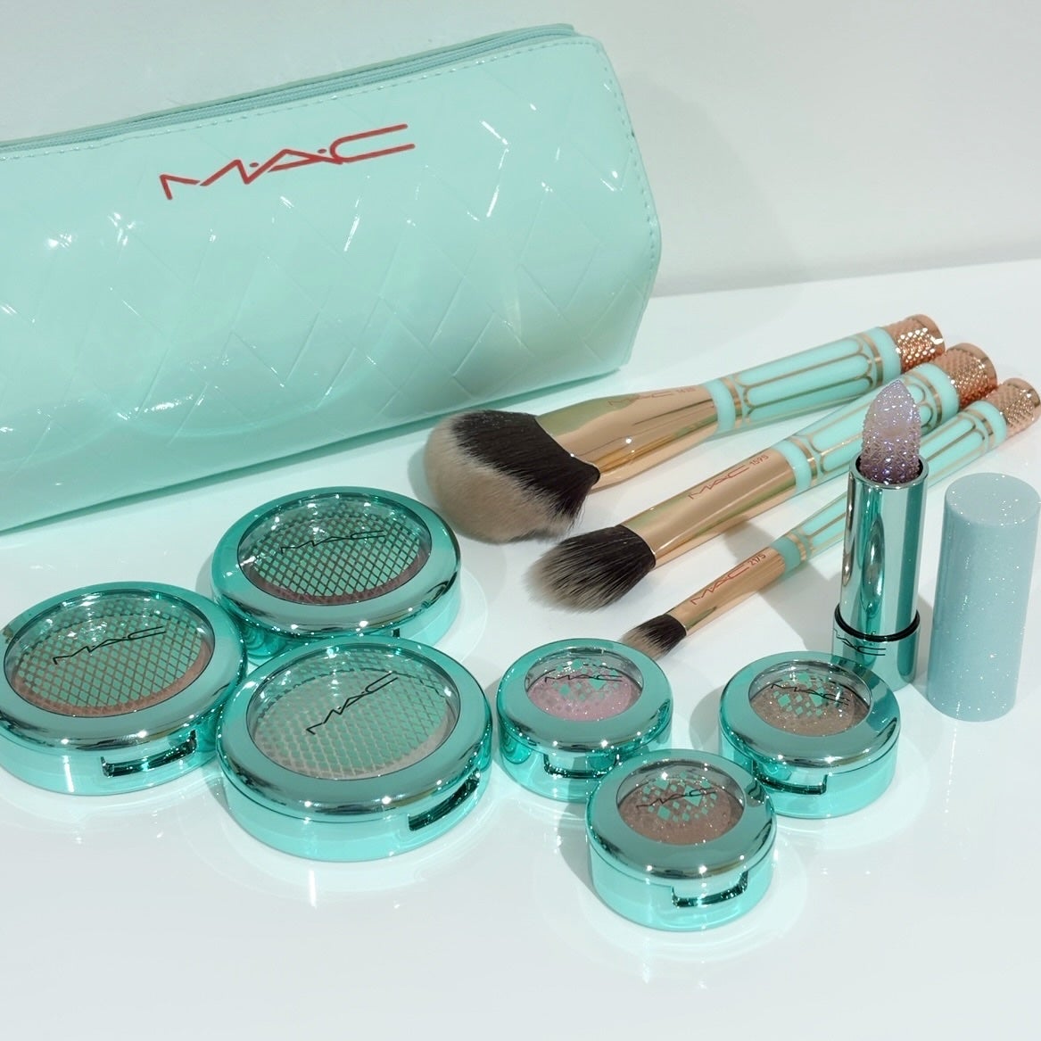 マック オブ オール トレード ブラシ キット/M・A・C/その他キットセットを使ったクチコミ(10枚目)