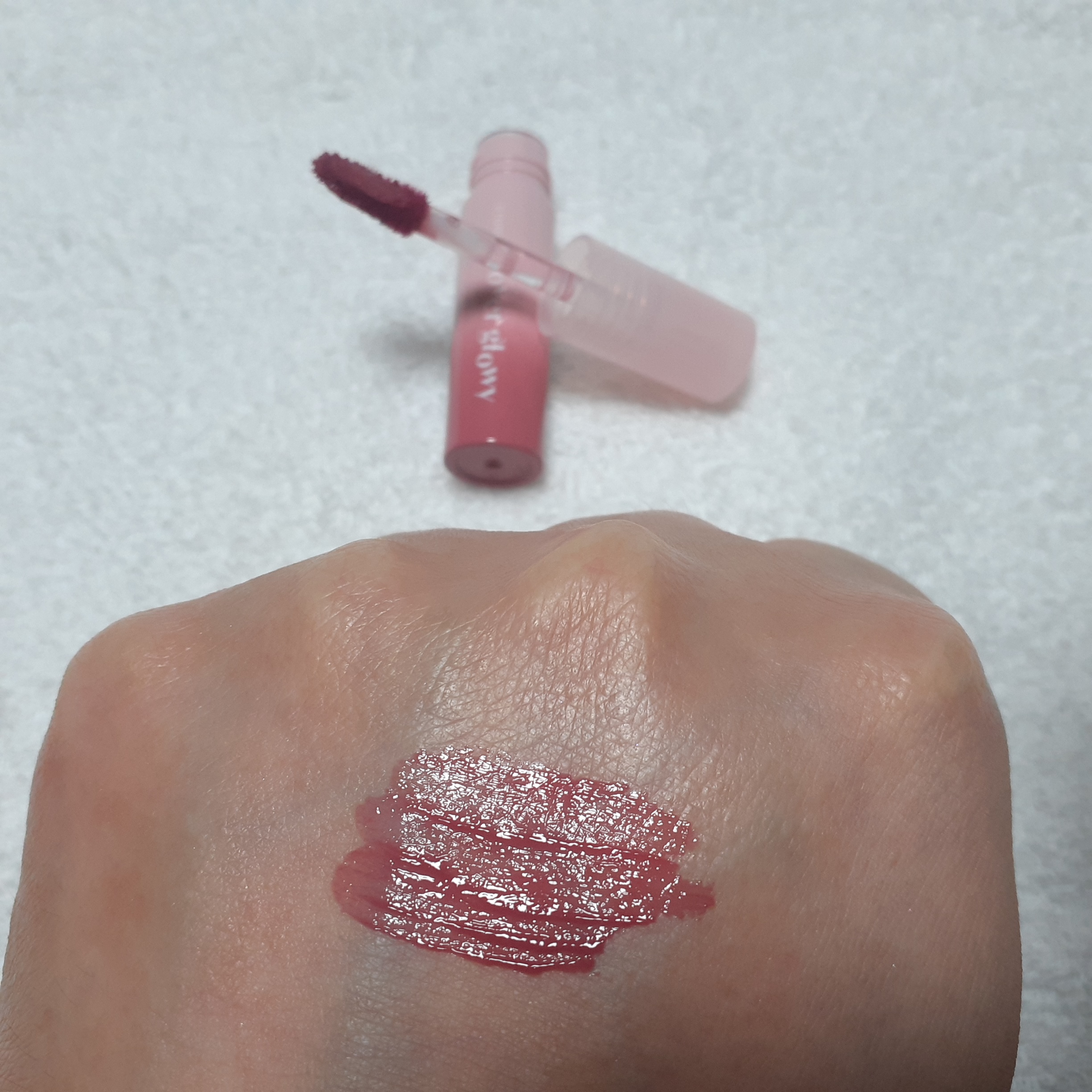 オーバーグロウティント ハミングピンク/ETUDE/リップティントを使ったクチコミ（2枚目）