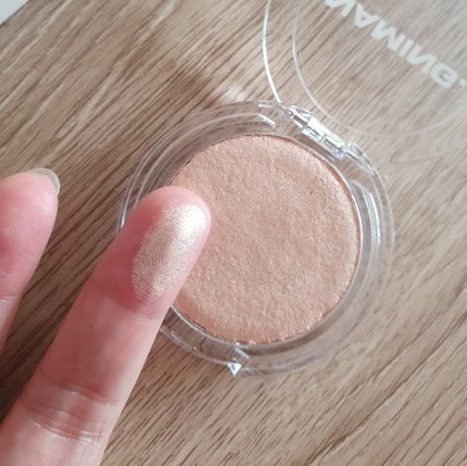 ネーミング フラッフィーベイクド ハイライター/NAMING./パウダーハイライトを使ったクチコミ(2枚目)
