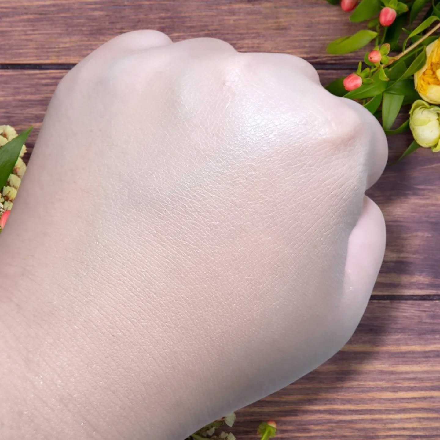 BBシャイニークリーム/D.if story(ディフ ストーリー)/BBクリームを使ったクチコミ（3枚目）