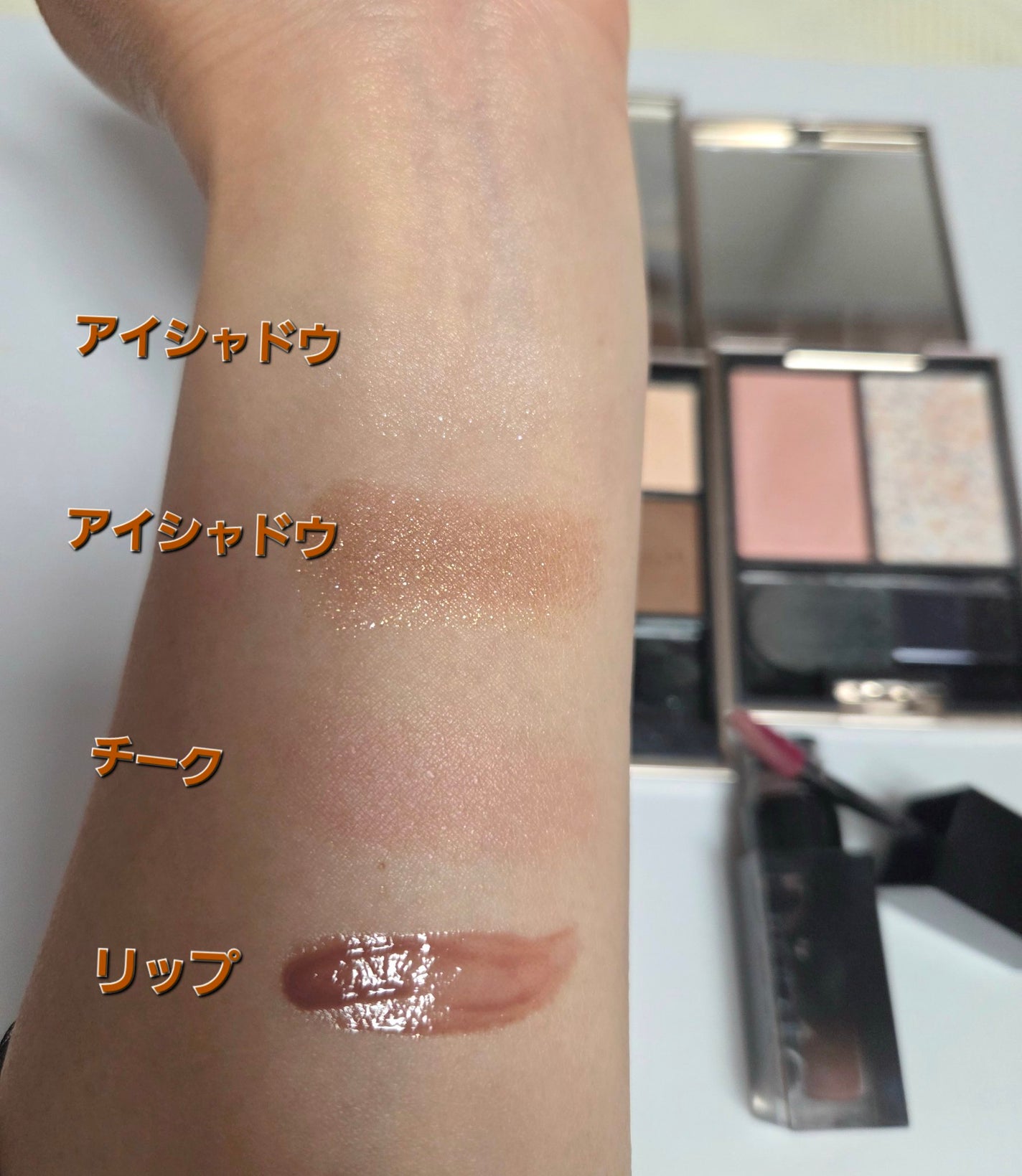 カラーリンググレイズ/LUNASOL/パウダーチークを使ったクチコミ(2枚目)