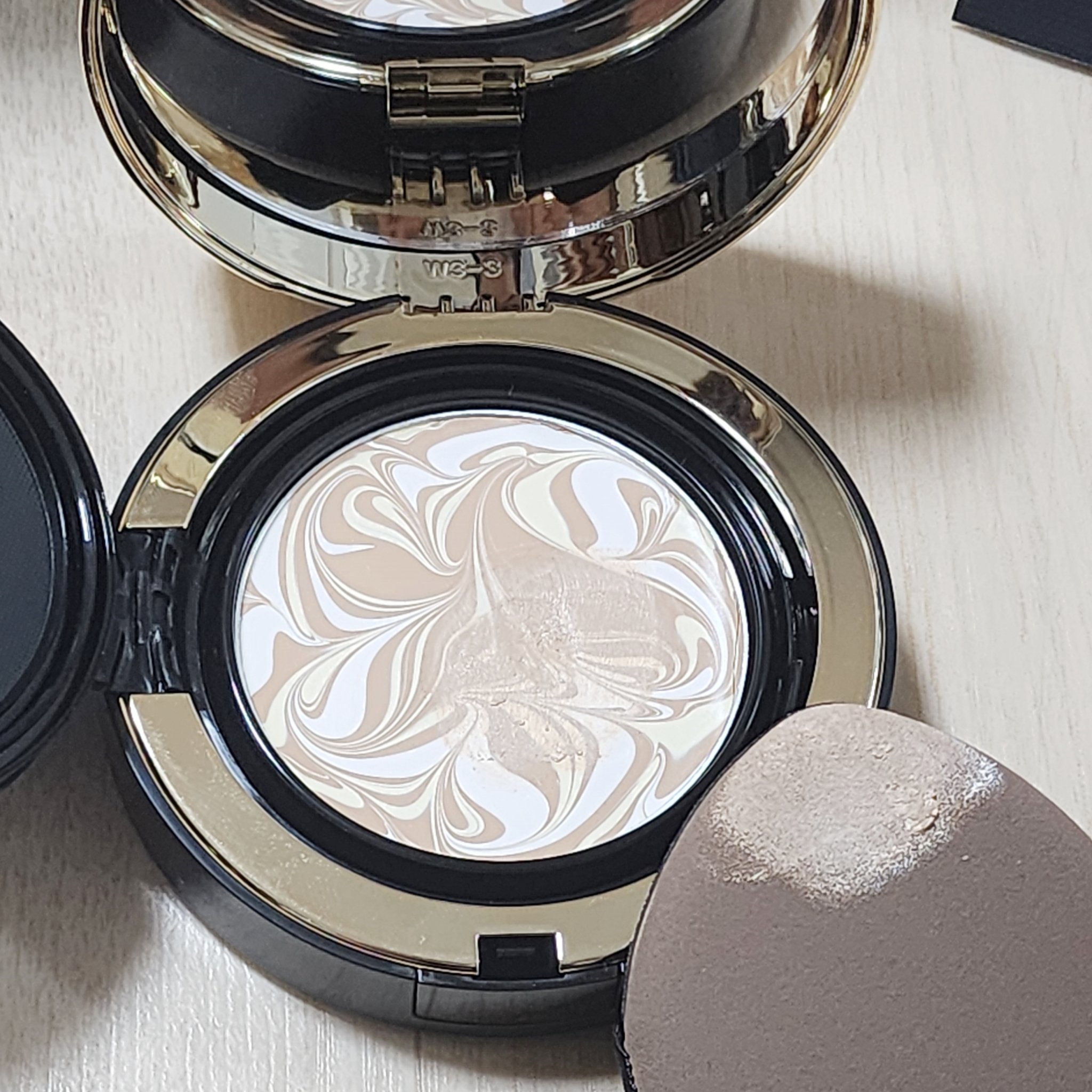 SIGNATURE ESSENCE COVER PACT　/AGE20’s/クリーム・エマルジョンファンデーションを使ったクチコミ（3枚目）