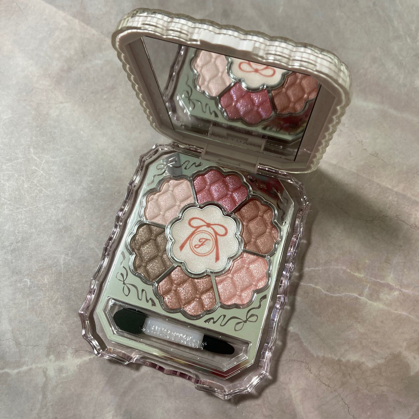 ジルスチュアート リボンファッションショー コレクション/JILL STUART/メイクアップキットを使ったクチコミ(2枚目)