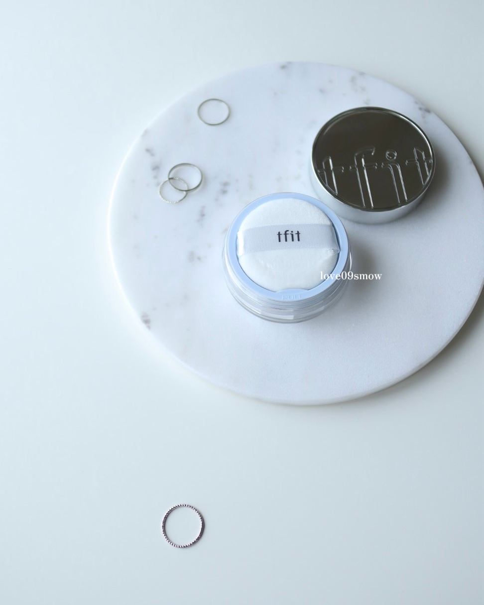 トランスルーセントセットエッセンシャルパウダー/TFIT/ルースパウダーを使ったクチコミ（2枚目）