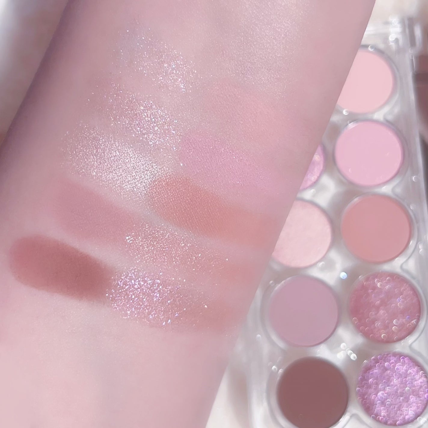 ライトオンアイズシャドウパレット/ルミル/アイシャドウパレットを使ったクチコミ(2枚目)