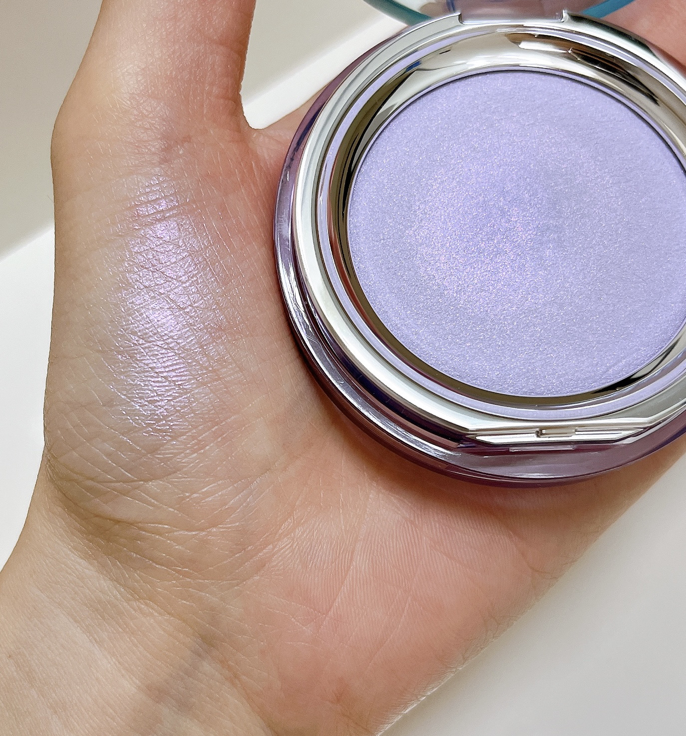 ノーウェアリップスティック バーミンググロー ＃17 ダークチェリー/espoir/口紅を使ったクチコミ（2枚目）