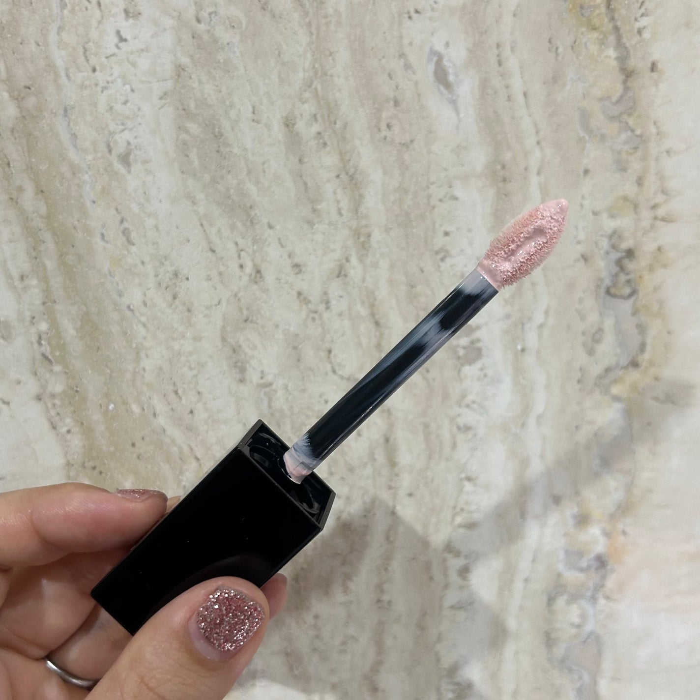 プリズム・リーブル・スキンケアリング・コレクター/GIVENCHY/化粧下地を使ったクチコミ(5枚目)