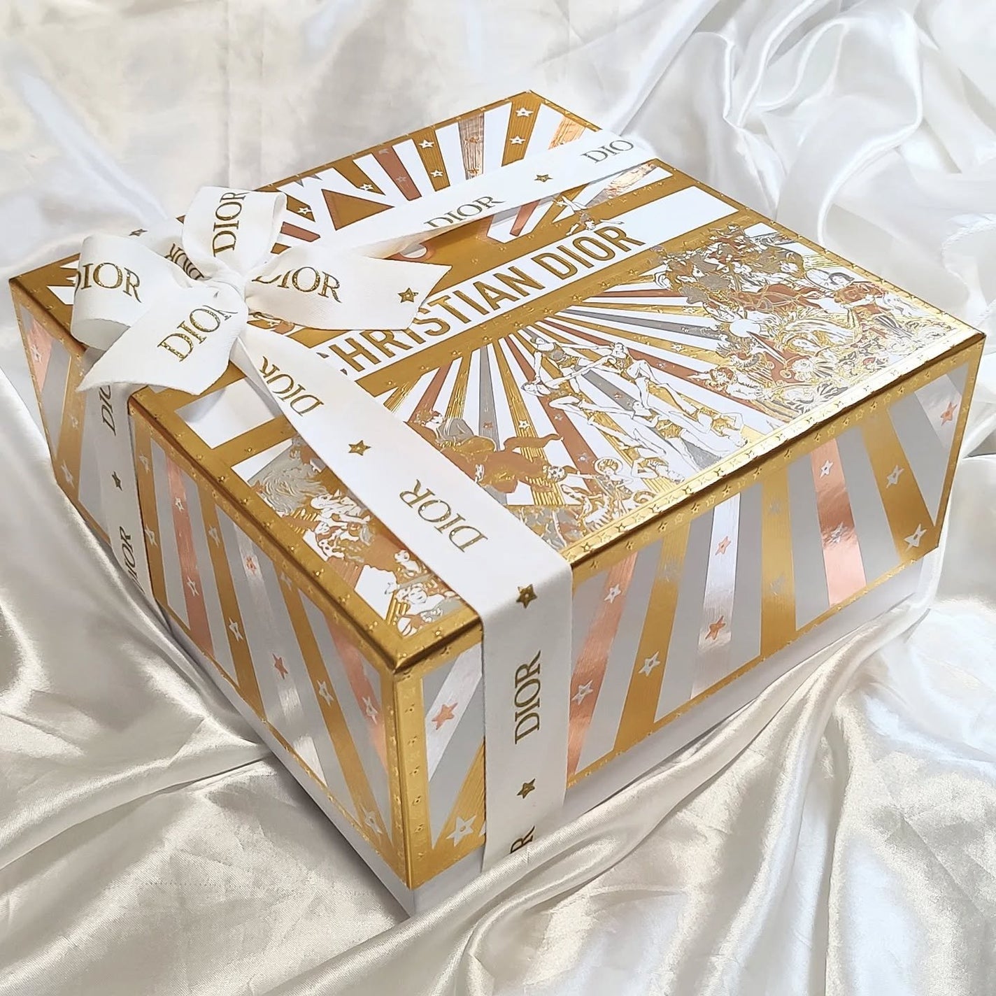 くまねこもん on LIPS 「🎪✨DiorHolidayCollection2025✨🎄今年..」(2枚目)