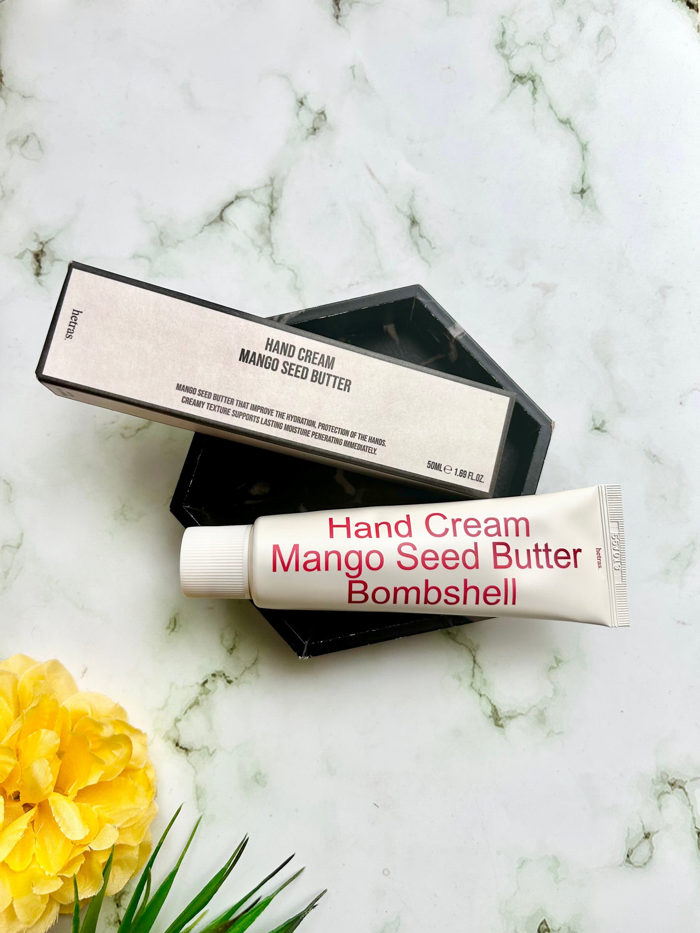 パフュームシルキーハンドクリーム/hetras/ハンドクリームを使ったクチコミ(6枚目)