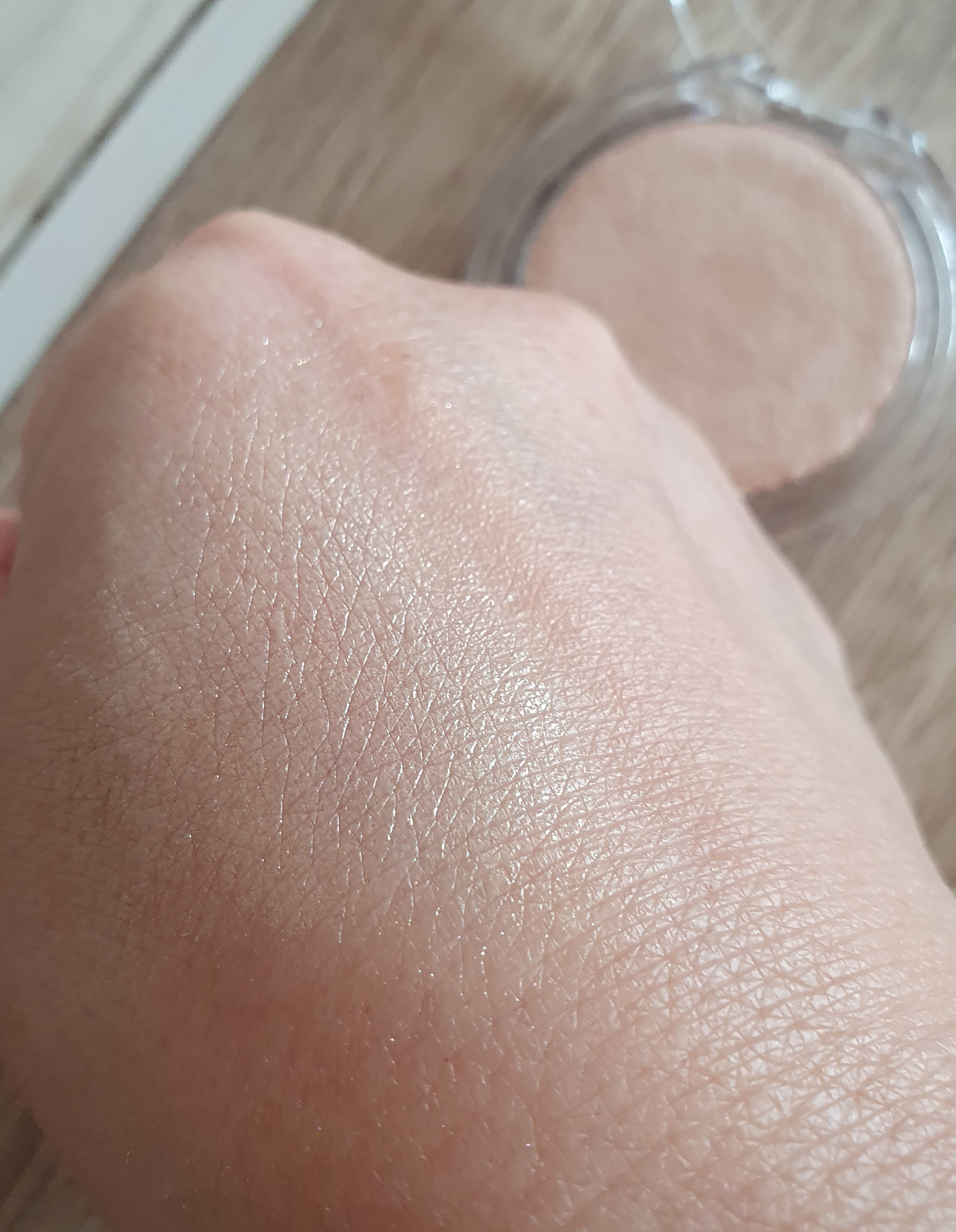 ネーミング フラッフィーベイクド ハイライター/NAMING./パウダーハイライトを使ったクチコミ（3枚目）