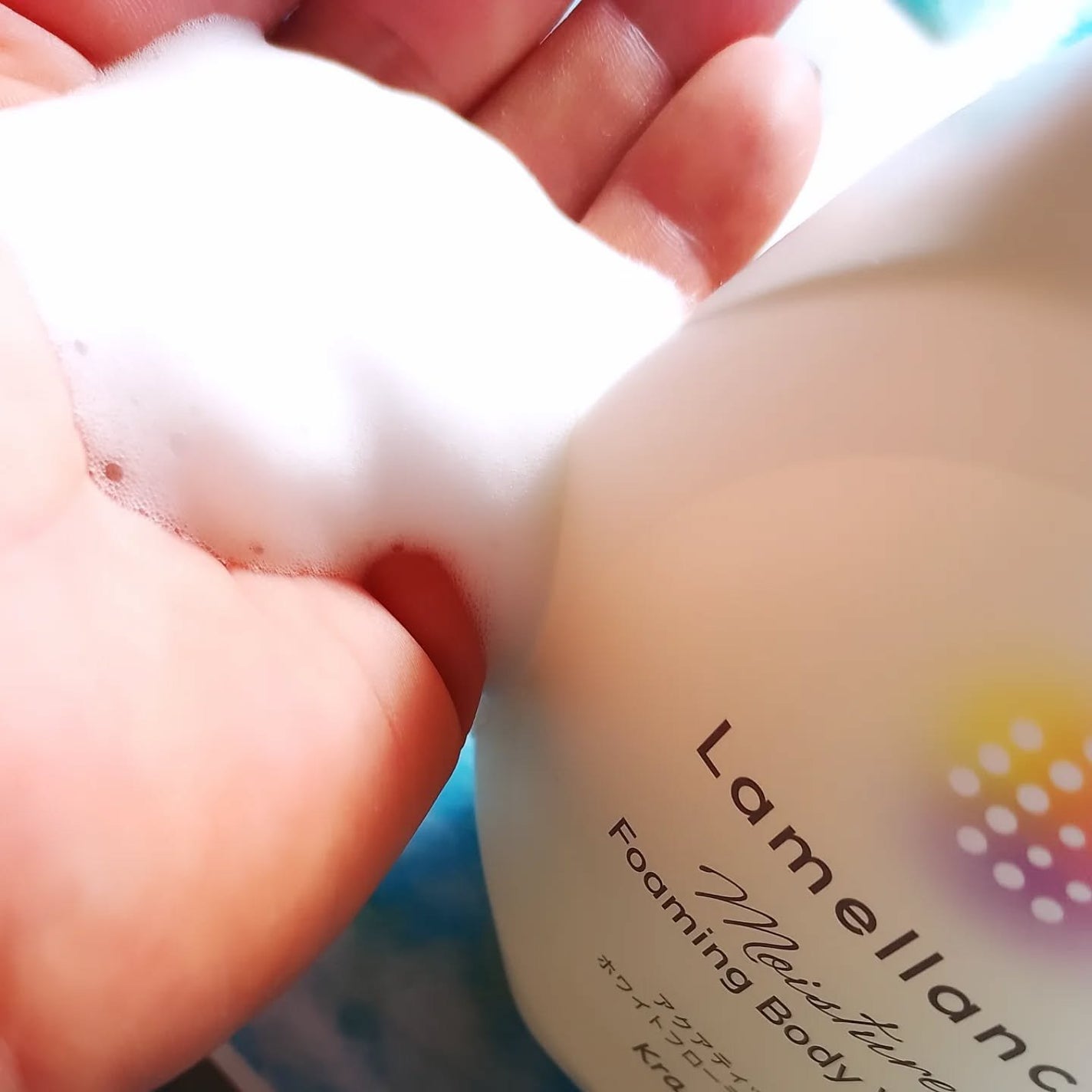 泡ボディウォッシュ アクアティックホワイトフローラル/ラメランス/ボディソープを使ったクチコミ(3枚目)