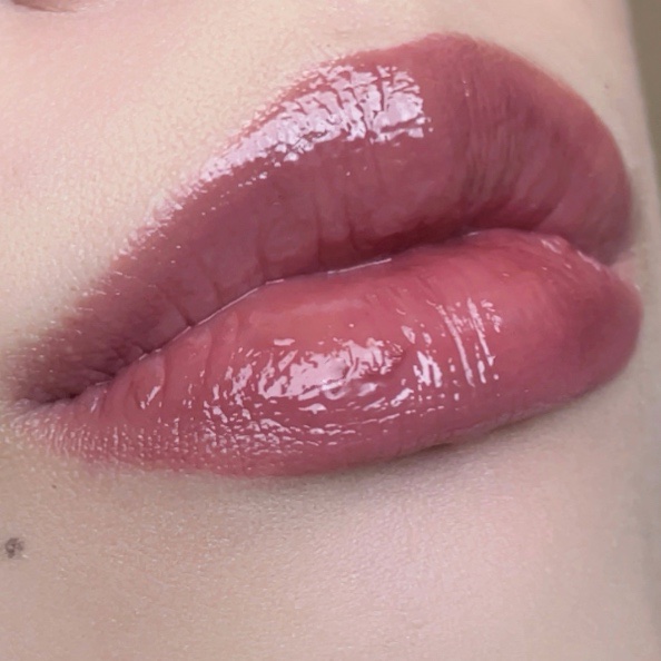 グレイズリップチェンジャー 01 ヌ ブラック/TWO SLASH FOUR/口紅を使ったクチコミ（2枚目）