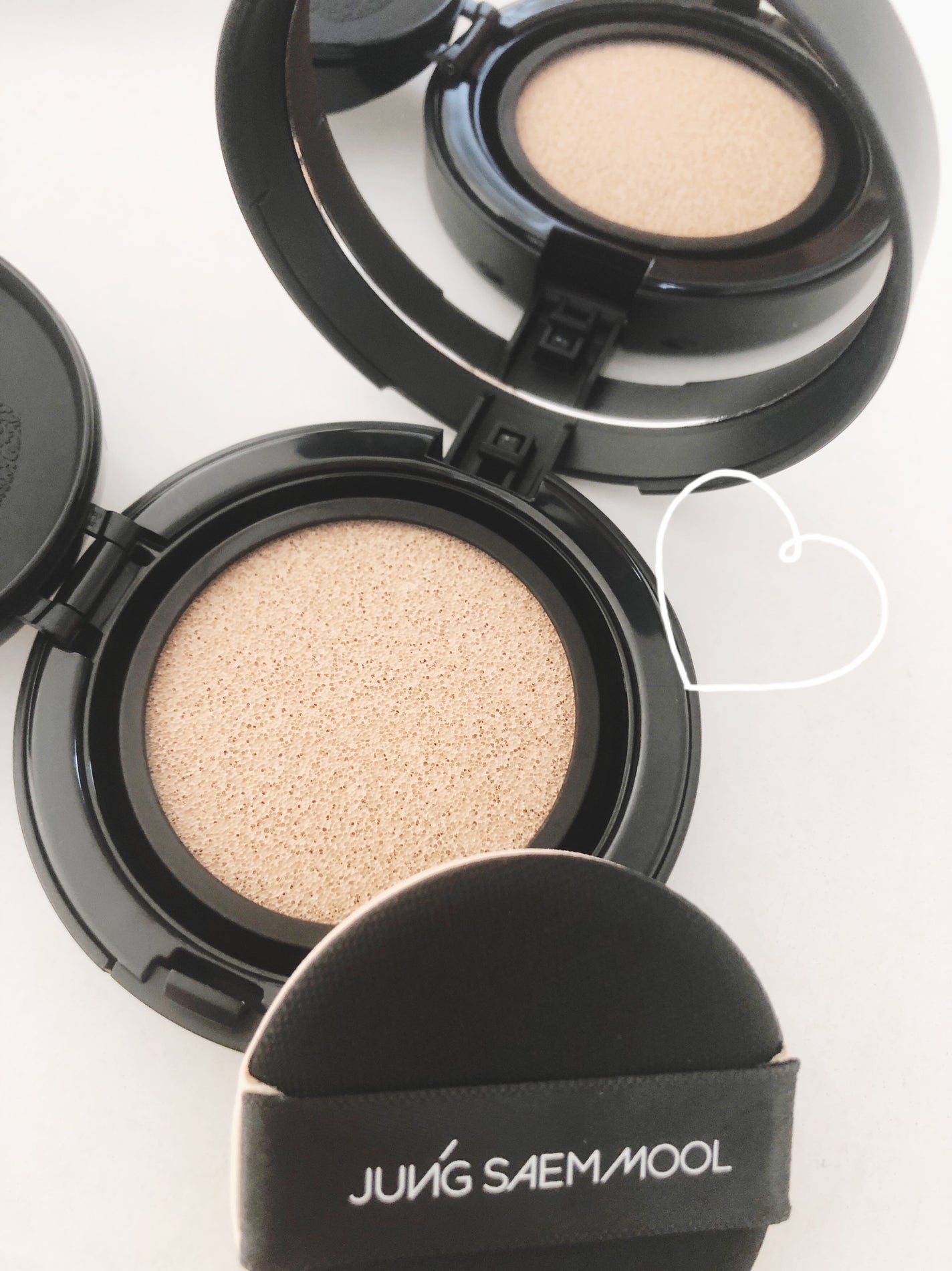 エッセンシャル スキン ヌーダー クッション/JUNG SAEM MOOL/クッションファンデーションを使ったクチコミ(2枚目)