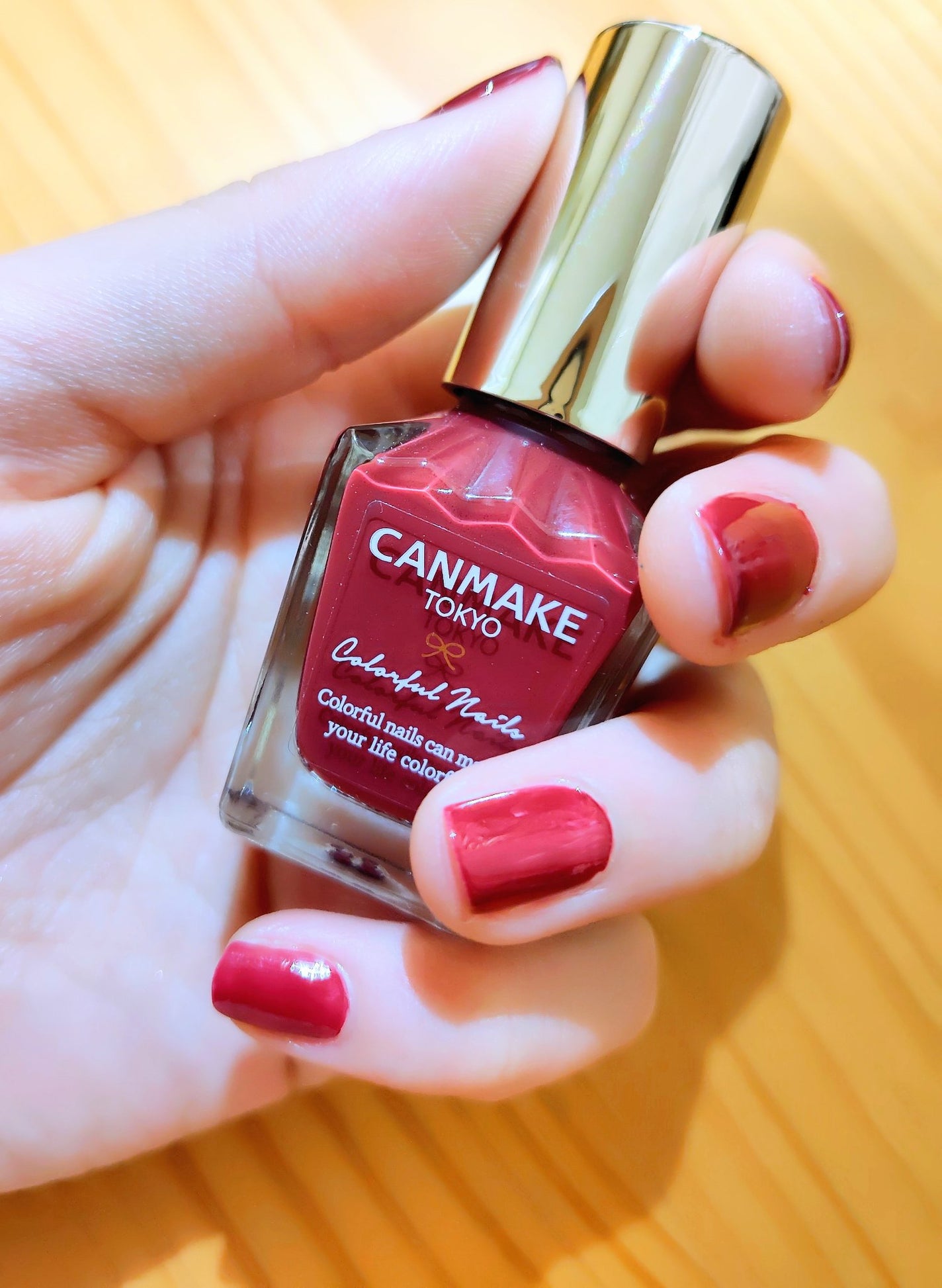 カラフルネイルズ/キャンメイク/マニキュアを使ったクチコミ(1枚目)