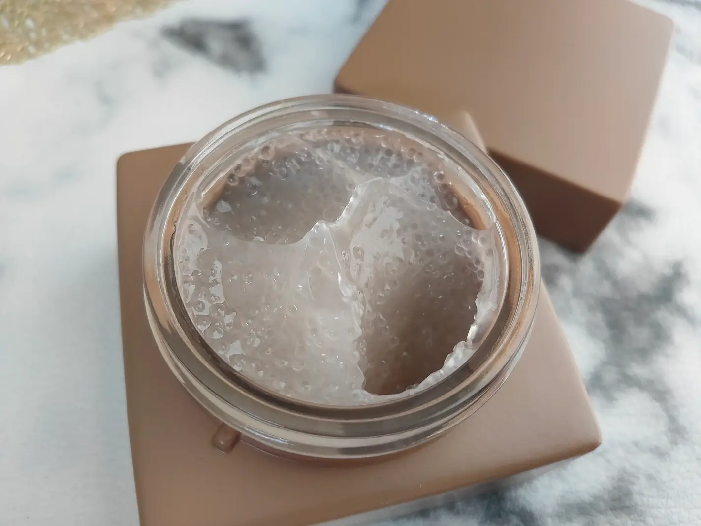 フローリフティングラッピングクリーム/koy/フェイスクリームを使ったクチコミ（2枚目）