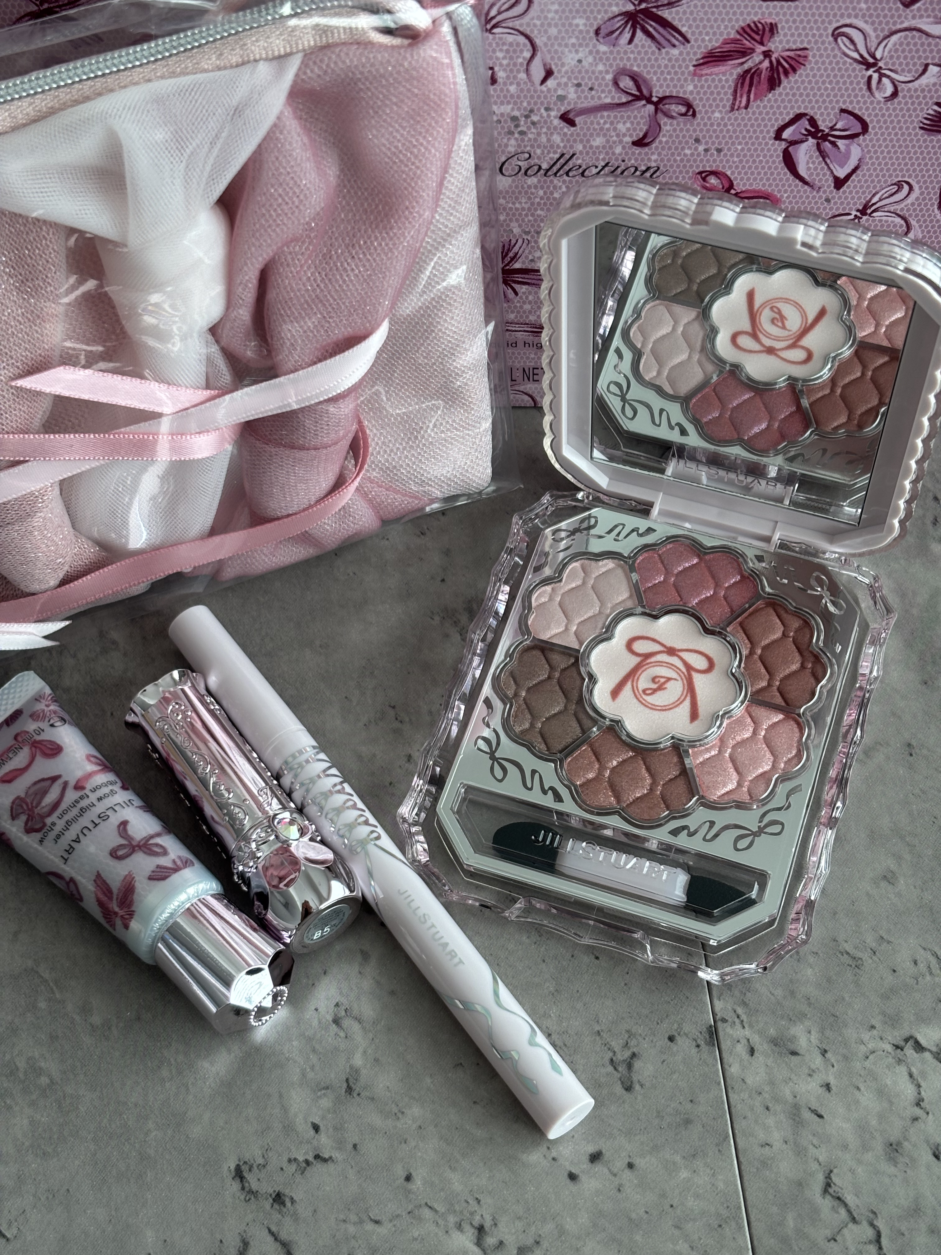 ジルスチュアート　リボンファッションショー コレクション/JILL STUART/メイクアップキットを使ったクチコミ（2枚目）