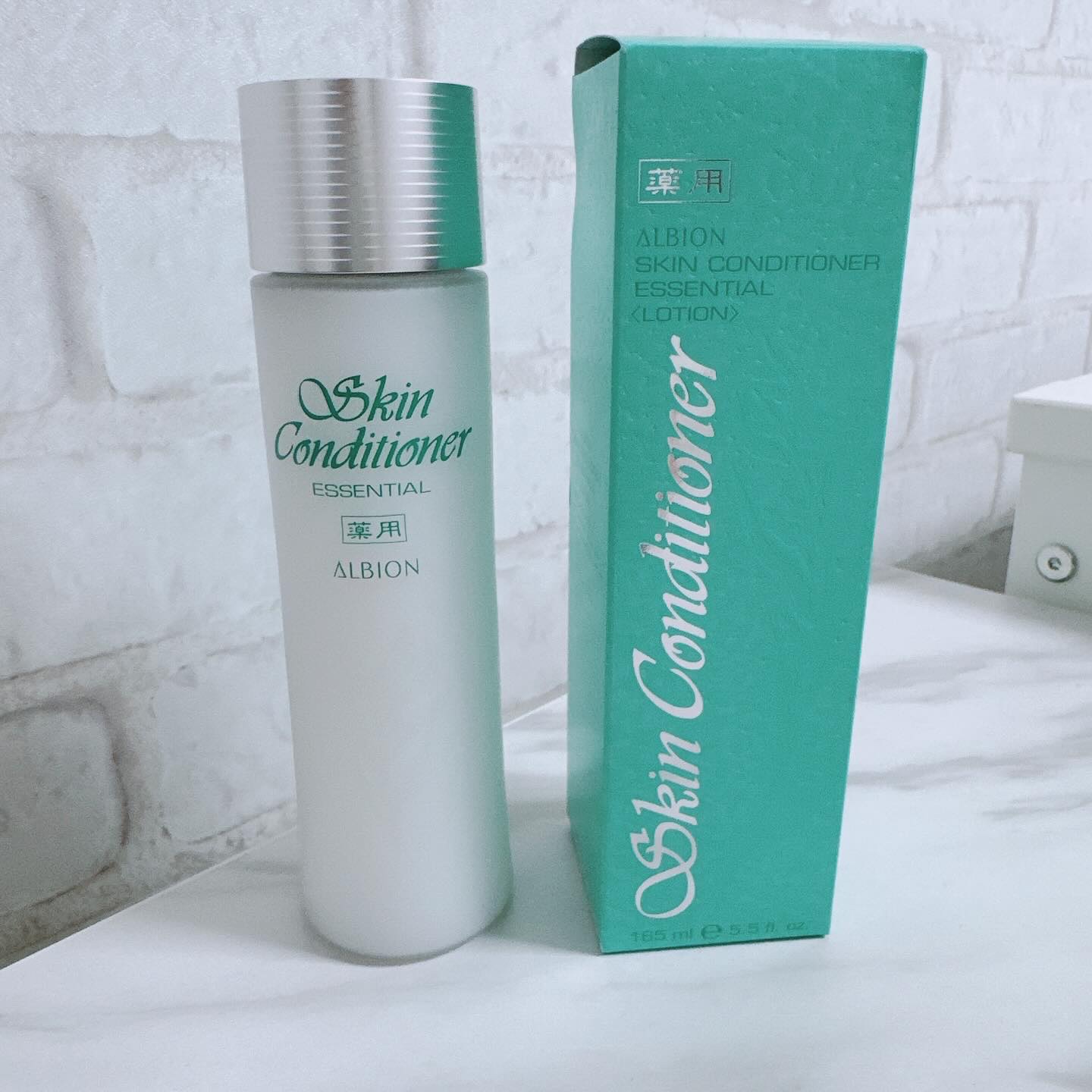  薬用スキンコンディショナーエッセンシャル N/ALBION/化粧水を使ったクチコミ（1枚目）