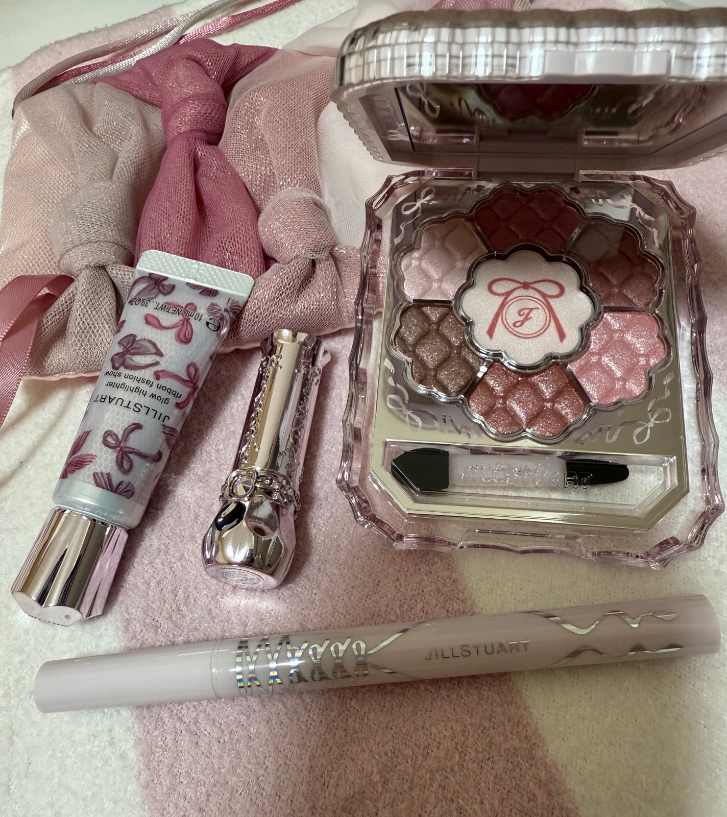 ジルスチュアート リボンファッションショー コレクション/JILL STUART/メイクアップキットを使ったクチコミ(2枚目)