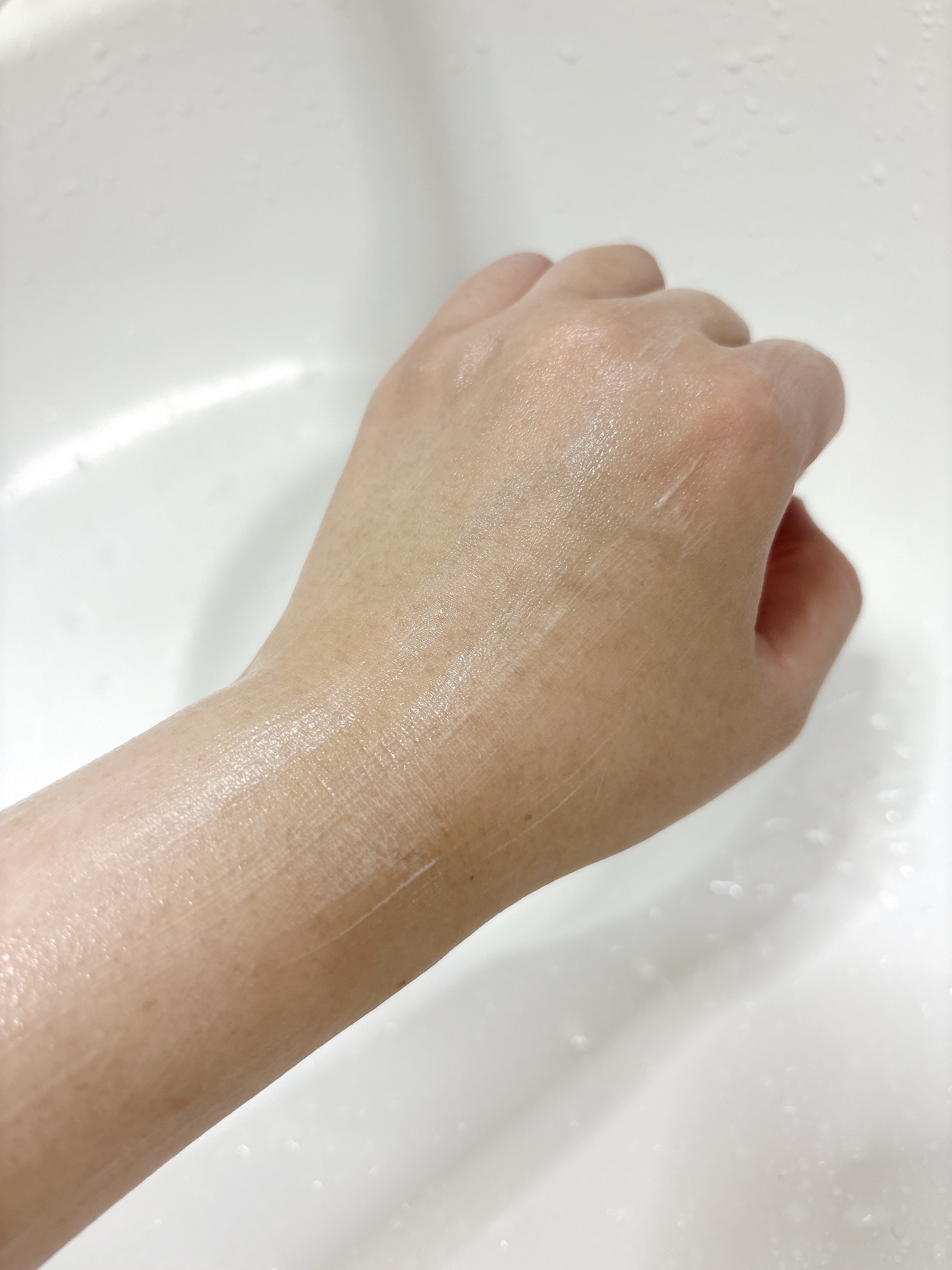 パフュームボディローション リリィムスクホワイトティー/TEABLESS/ボディローションを使ったクチコミ（3枚目）