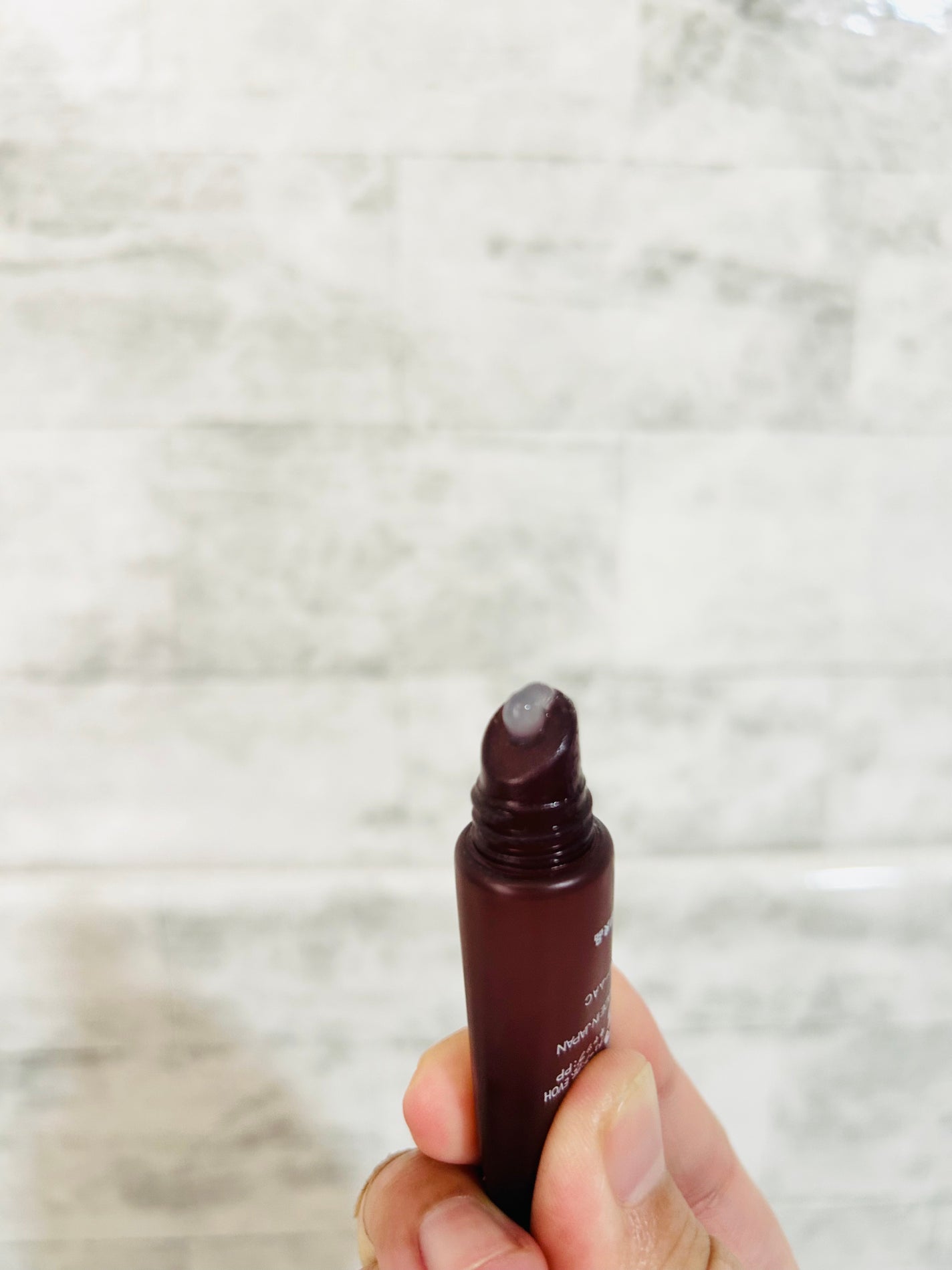 エイジングケアリップエッセンス/無印良品/リップ美容液を使ったクチコミ(2枚目)