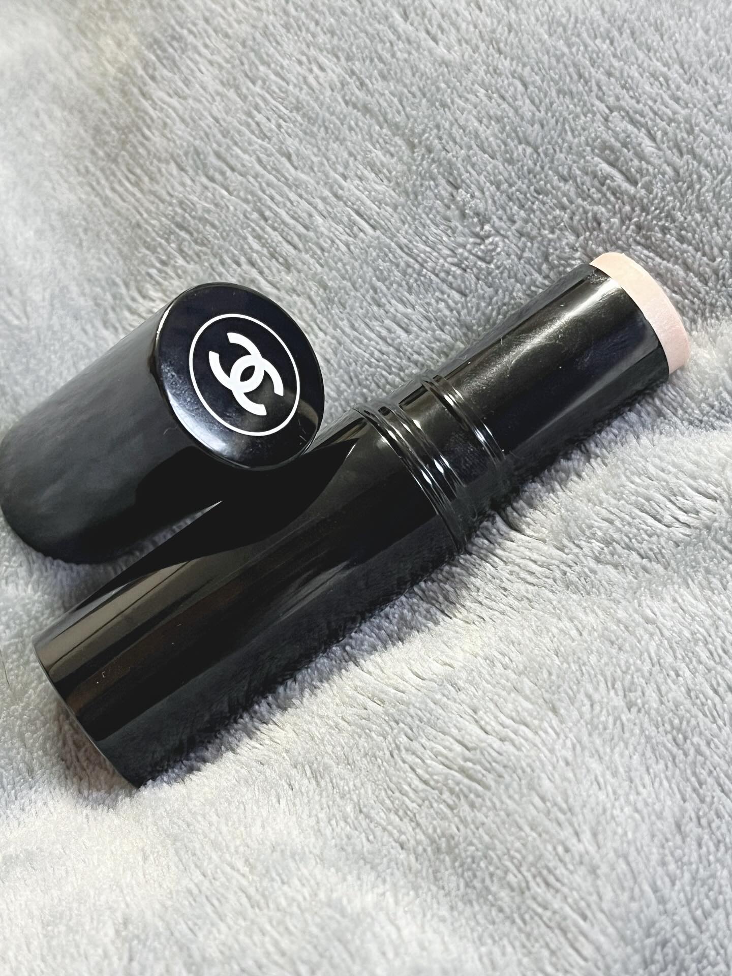 ボーム エサンシエル スカルプティング/CHANEL/スティックハイライトを使ったクチコミ（1枚目）