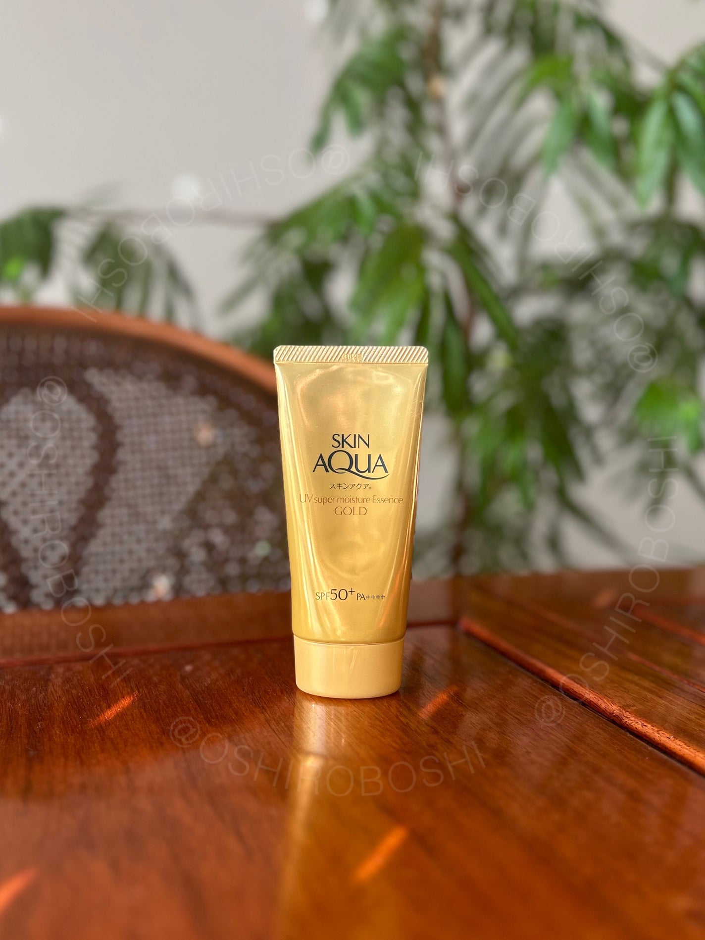 スーパーモイスチャーエッセンス ゴールド/スキンアクア/日焼け止めローションを使ったクチコミ(1枚目)
