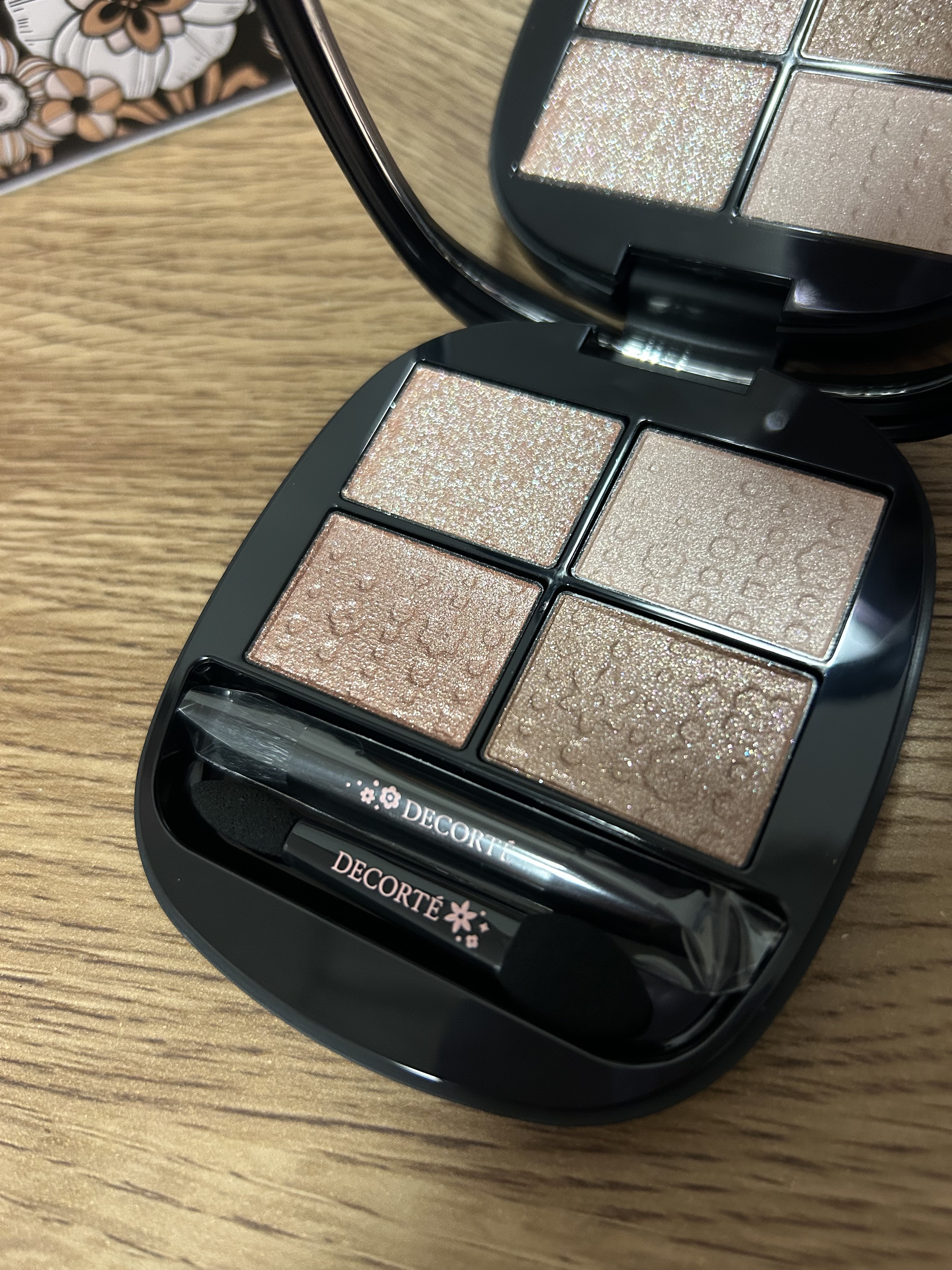 エターナル ブルーム コレクション/DECORTÉ/メイクアップキットを使ったクチコミ（2枚目）