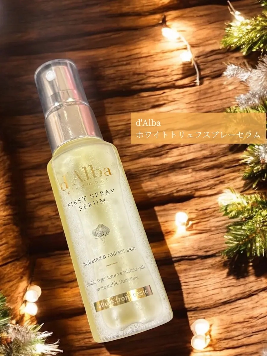 この子が手放せない季節になりましたねぇ
仕事中乾燥が気になったらシュッ！としてる
多分リピート５本目とか、、！？？
細かな霧でとっても気持ちいい☺️

持ち運ぶ時はドンキで買った
小さい50mlをカバンに入れてるよ🎄🫧

#冬本番に向け